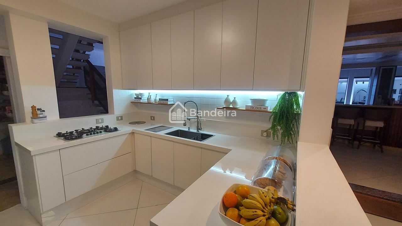 Casa de luxo à venda, São Judas, ITAJAI - SC 5 dormitórios com...