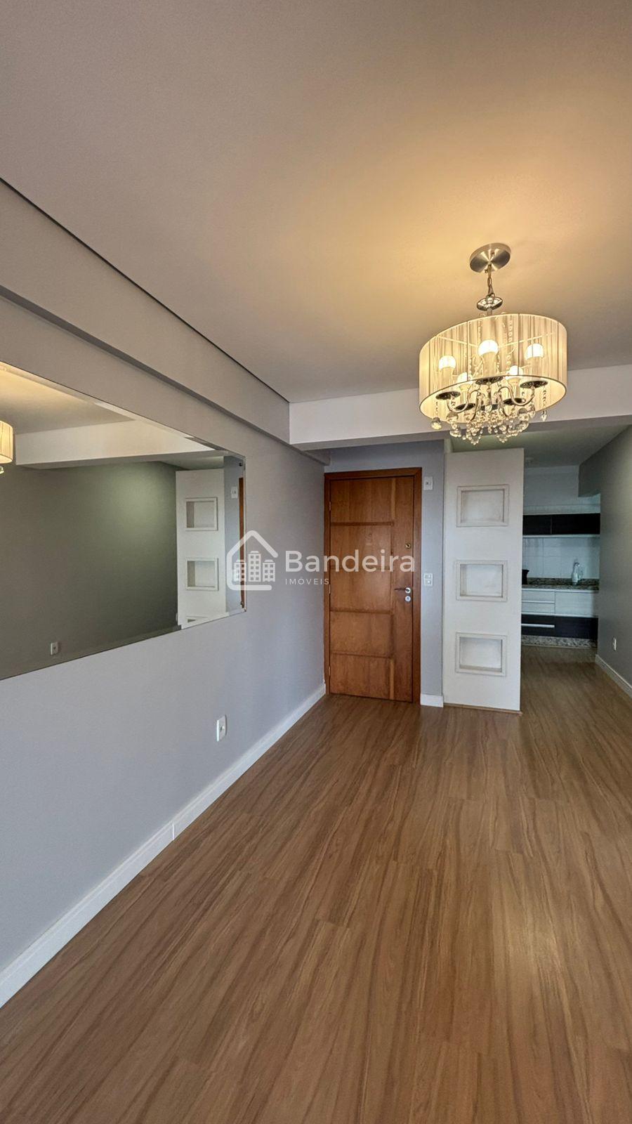 Apartamento semi mobiliado, Itajaí, bairro Vila Operária 3 dor...
