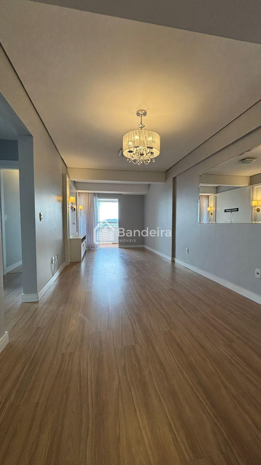 Apartamento semi mobiliado, Itajaí, bairro Vila Operária 3 dor...