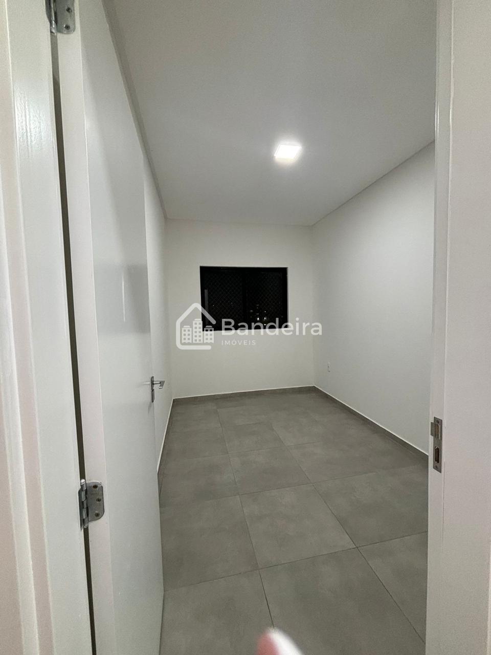 Apartamento à venda, Centro, NAVEGANTES - SC, próximo a praia