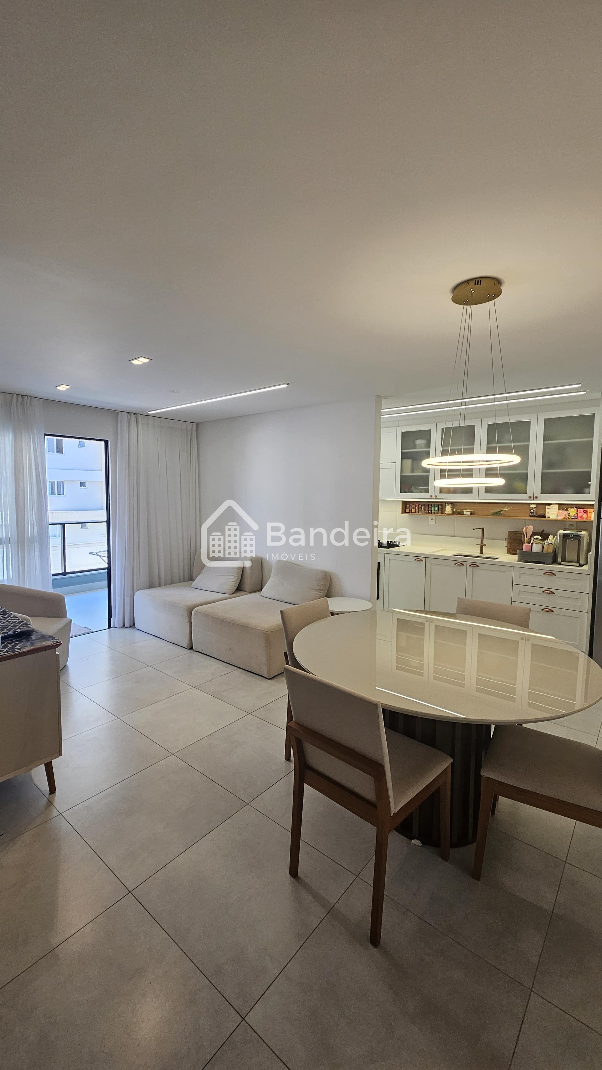 Imperdível  Apartamento NOVO para venda na Vila Operária 