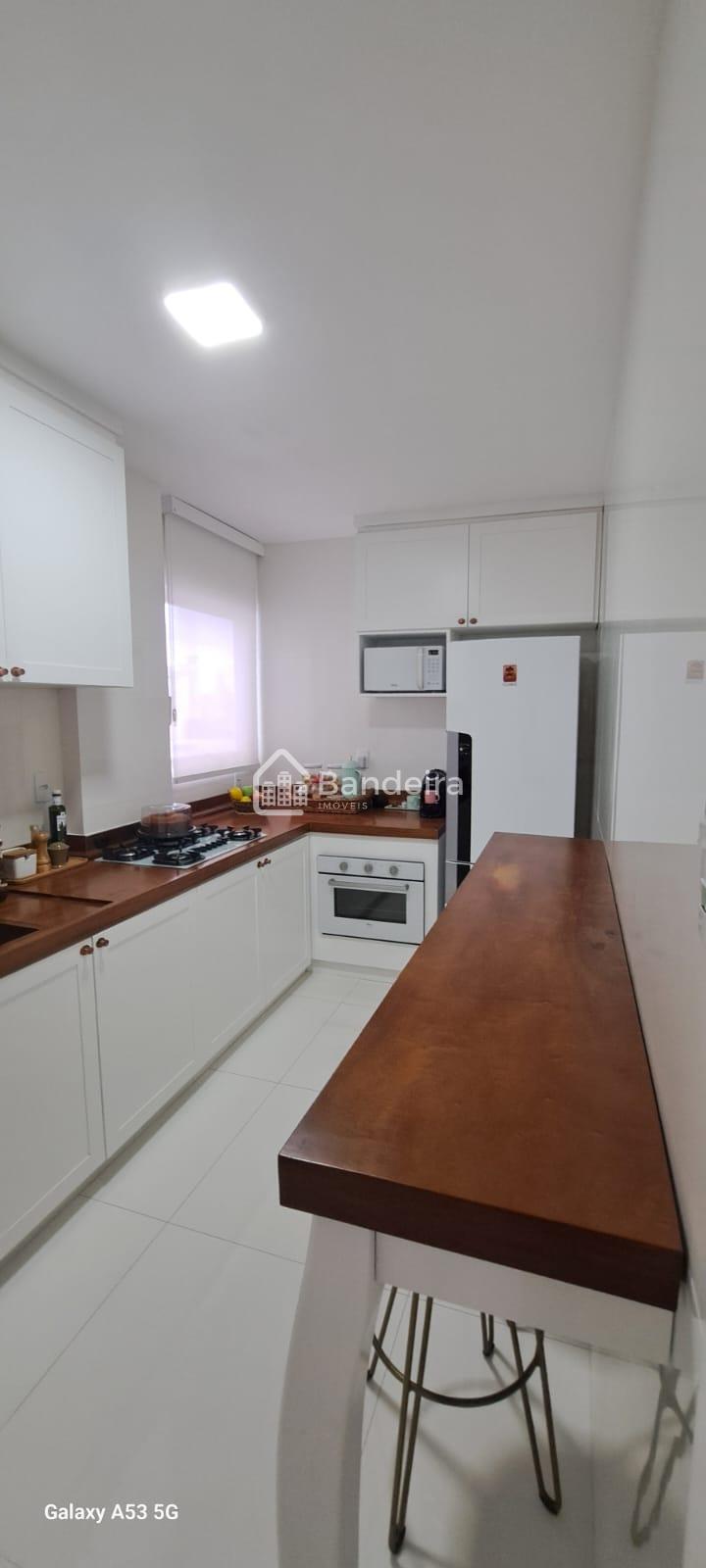 Apartamento mobiliado no centro de Itajaí, localização privile...