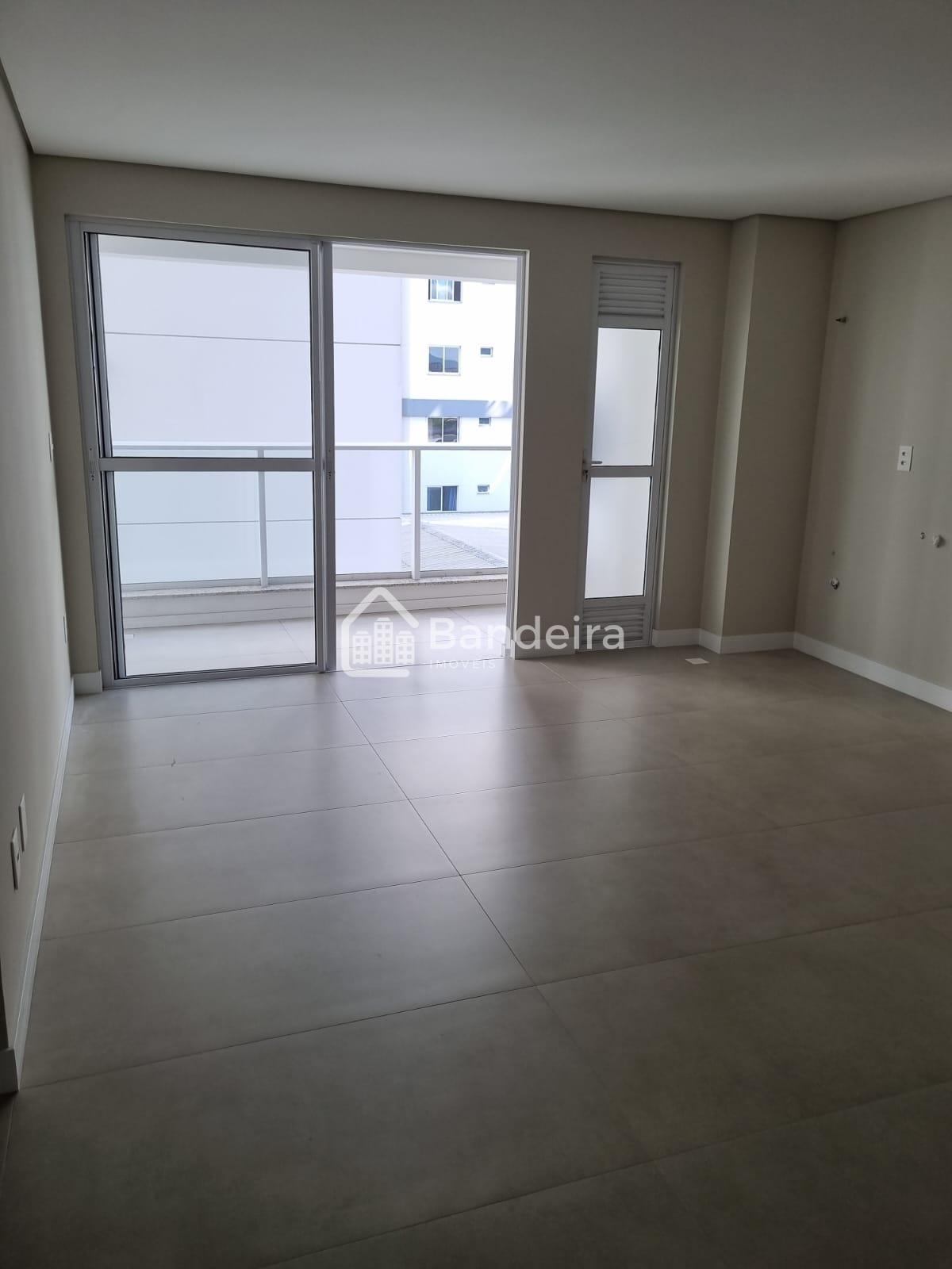 Apartamento à venda, São João, ITAJAI - SC 1 suíte mais 1 dorm...