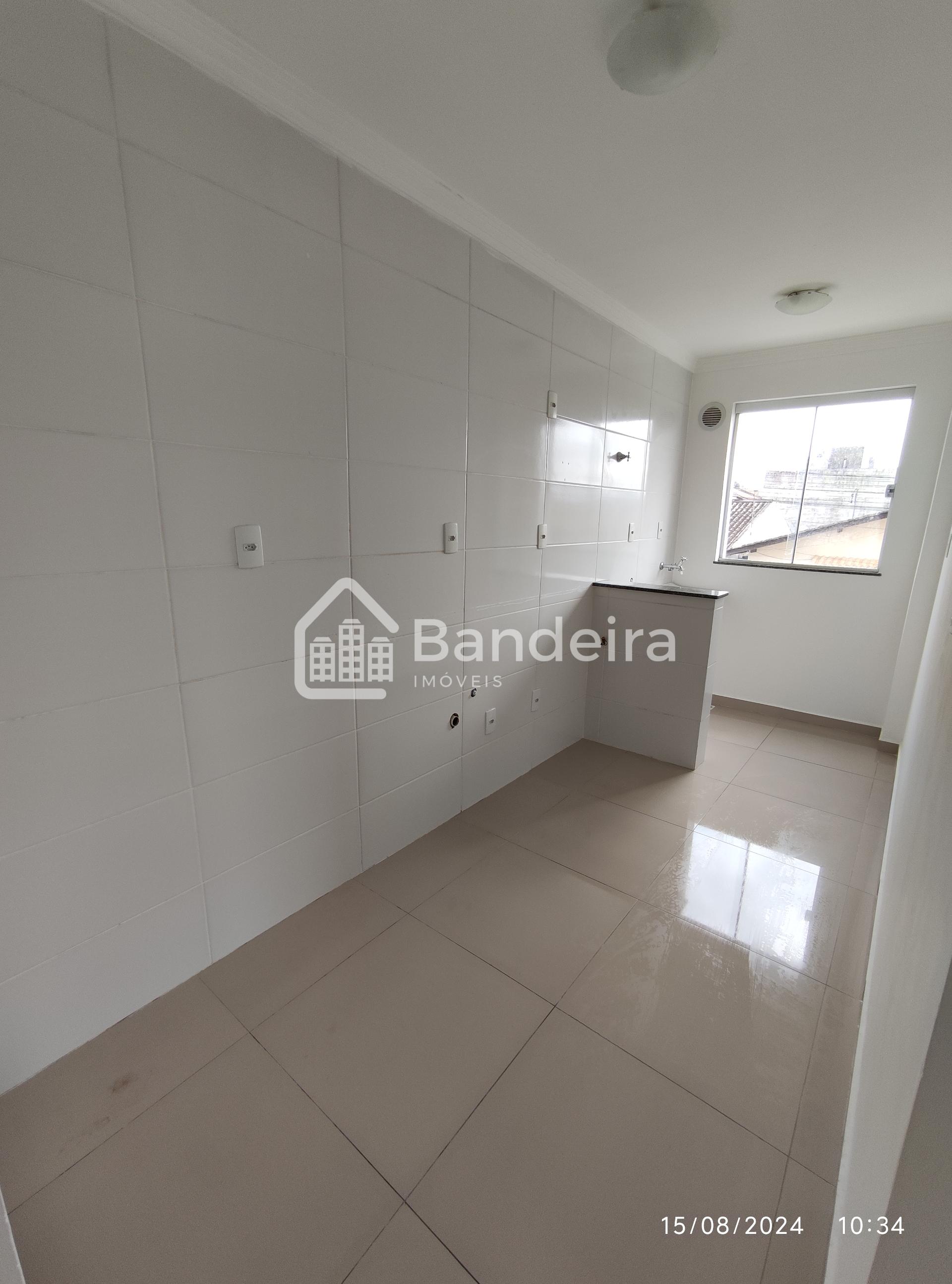 Apartamento à venda, com sacada com churrasqueira,CAMBORIU - SC