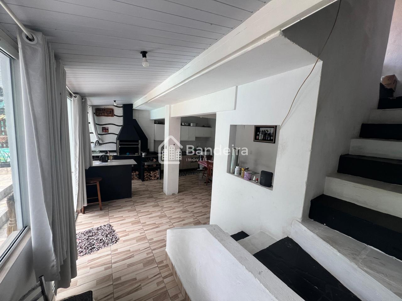 Casa à venda, São judas, ITAJAI - SC 4 dormitórios e 5 vagas d...
