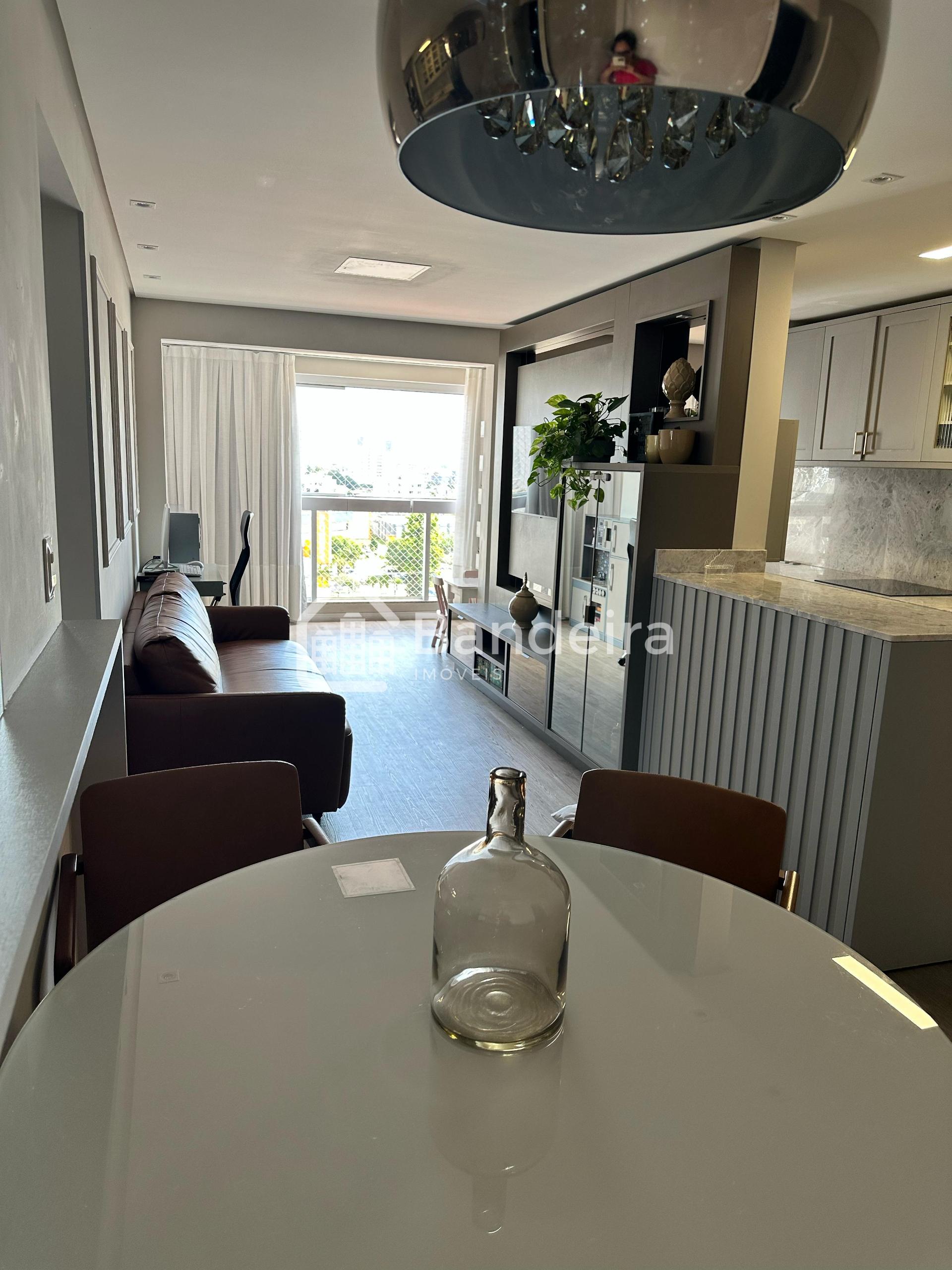 Apartamento mobiliado e equipado no centro de Itajaí, imperdível