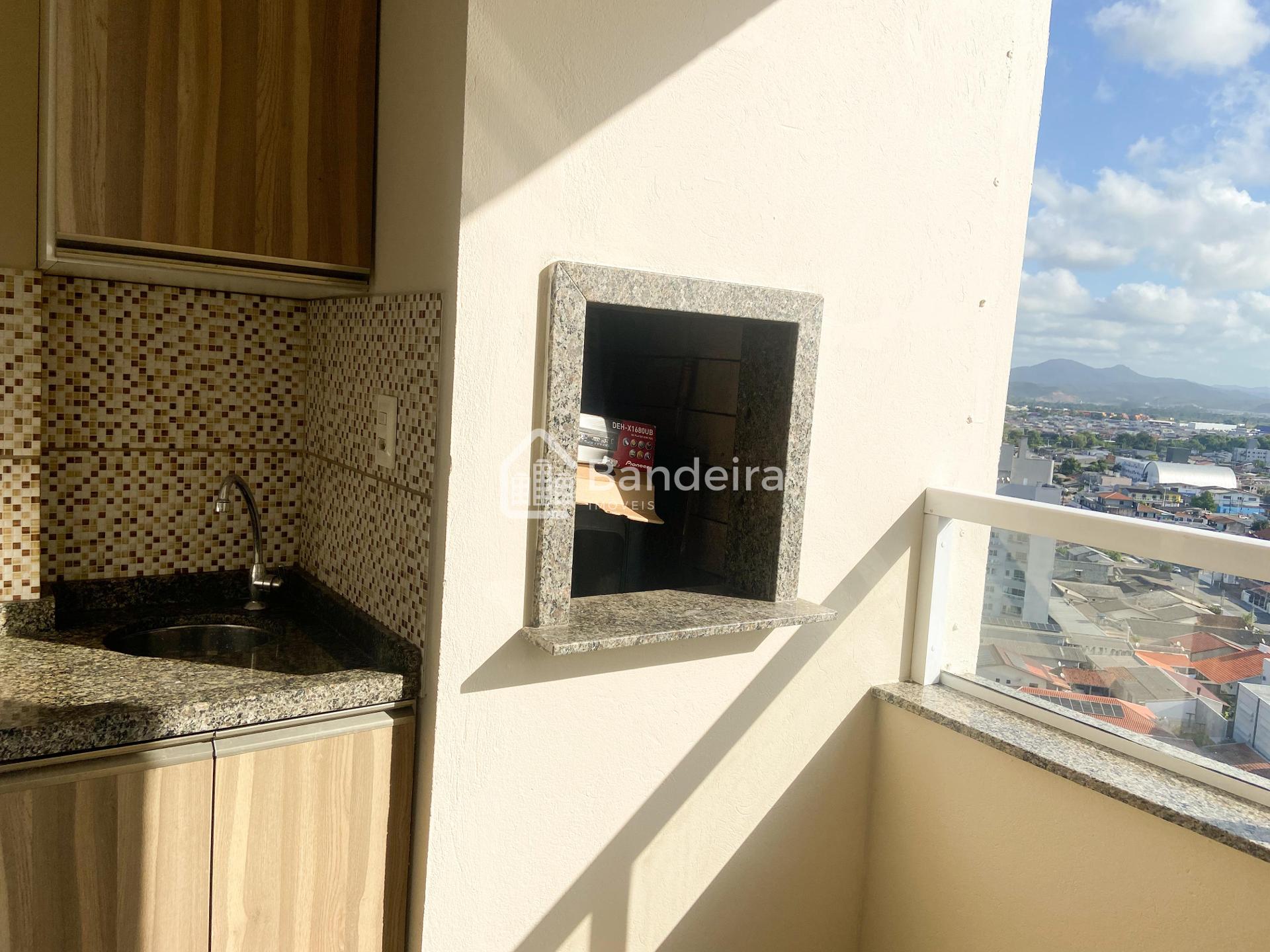 Apartamento semi mobiliado com bela vista, suíte mais um dormi...