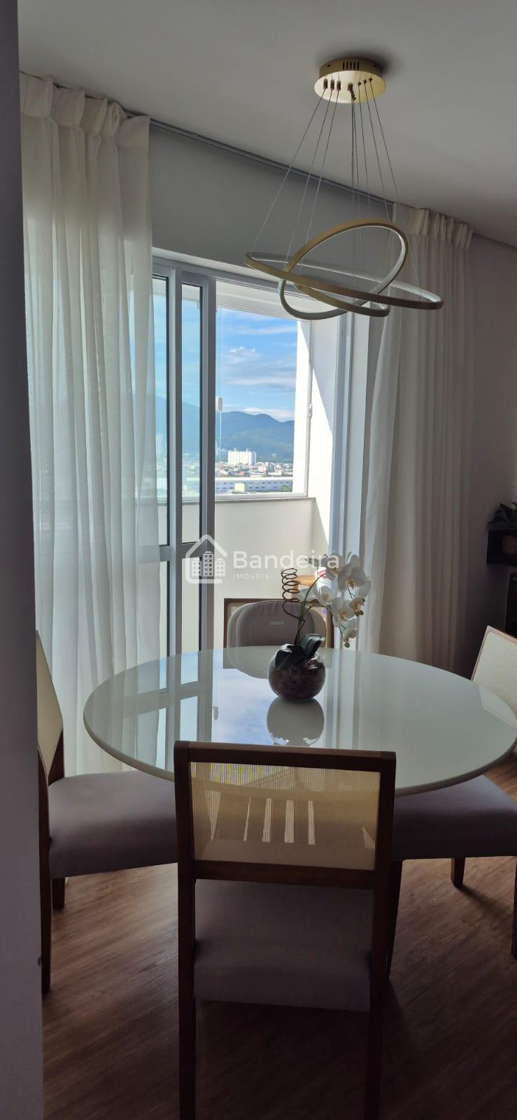 Apartamento de dois dormitórios e vaga mobiliado à venda, São ...