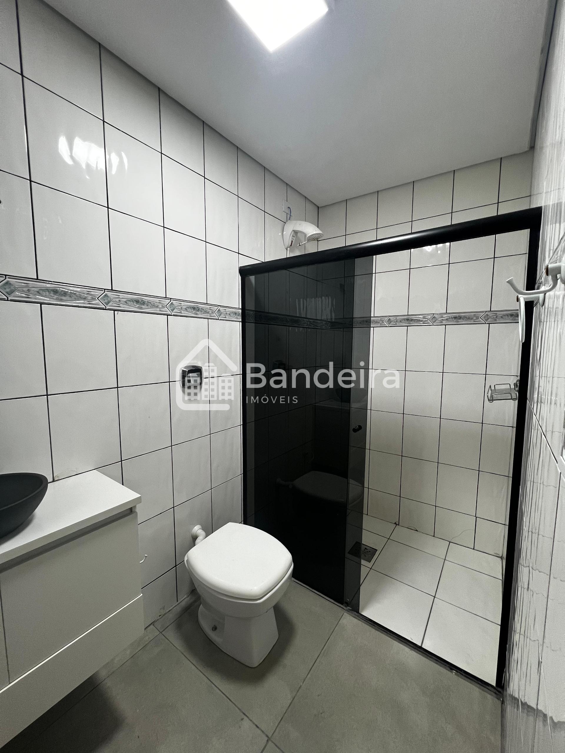 Casa semi - mobiliada para locação comercial e residencial com...