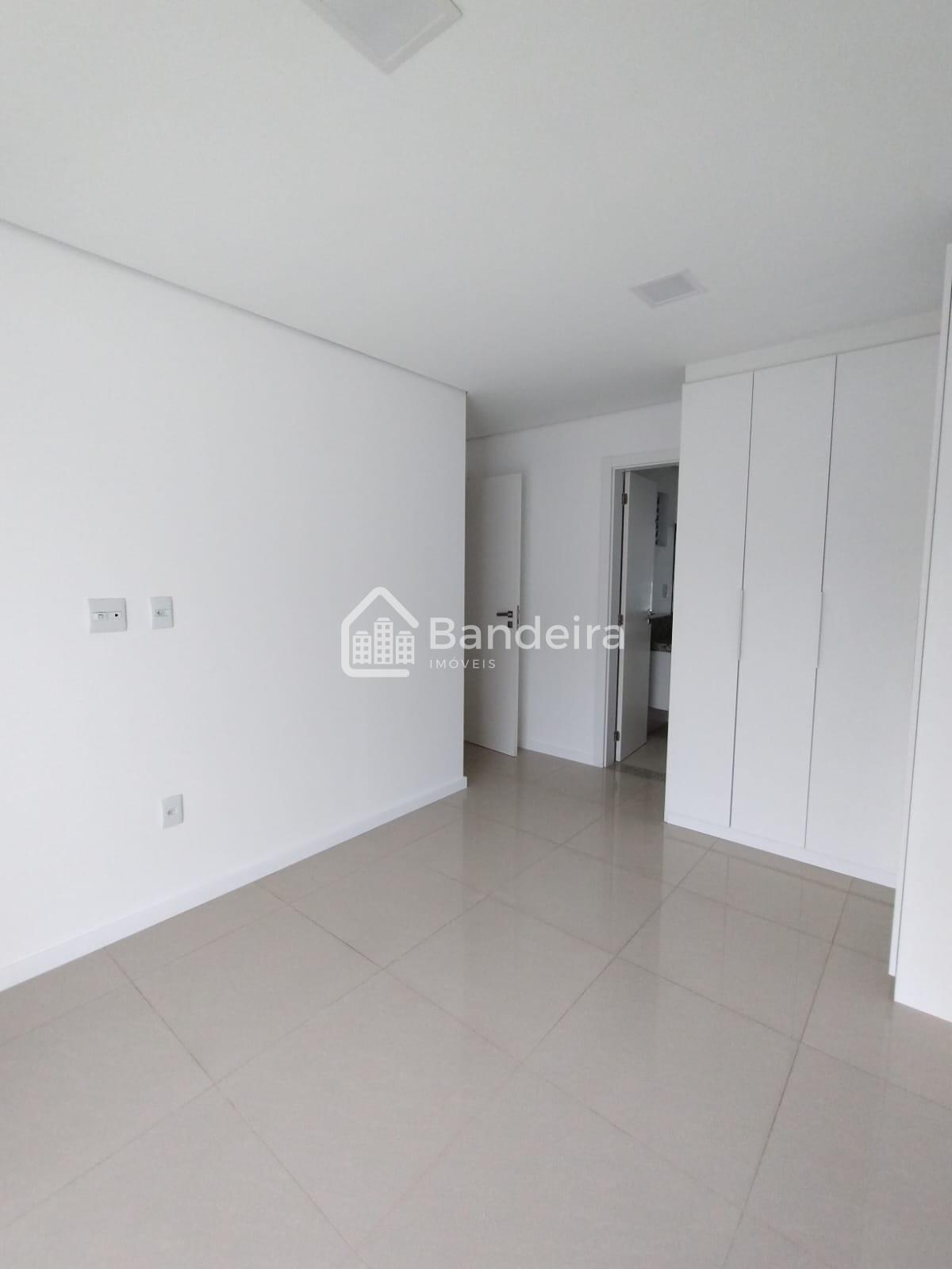 Apartamento disponível para locação no bairro Fazenda em Itaja...