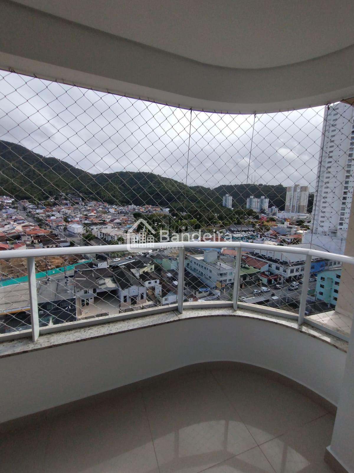 Apartamento disponível para locação no bairro Fazenda em Itaja...