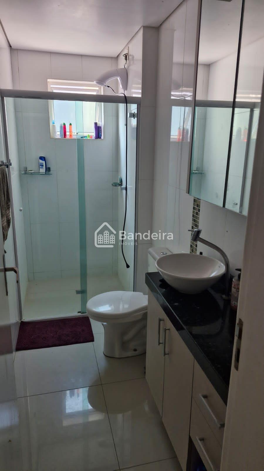 Apartamento, mobiliado em Condomínio familiar na parte alta de...