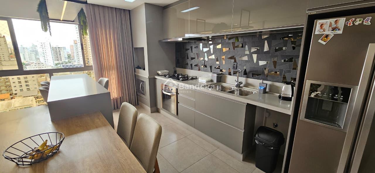 Apartamento mobiliado, pronto para morar, no bairro São Judas.