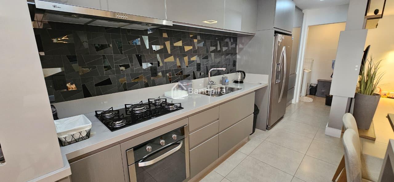 Apartamento mobiliado, pronto para morar, no bairro São Judas.