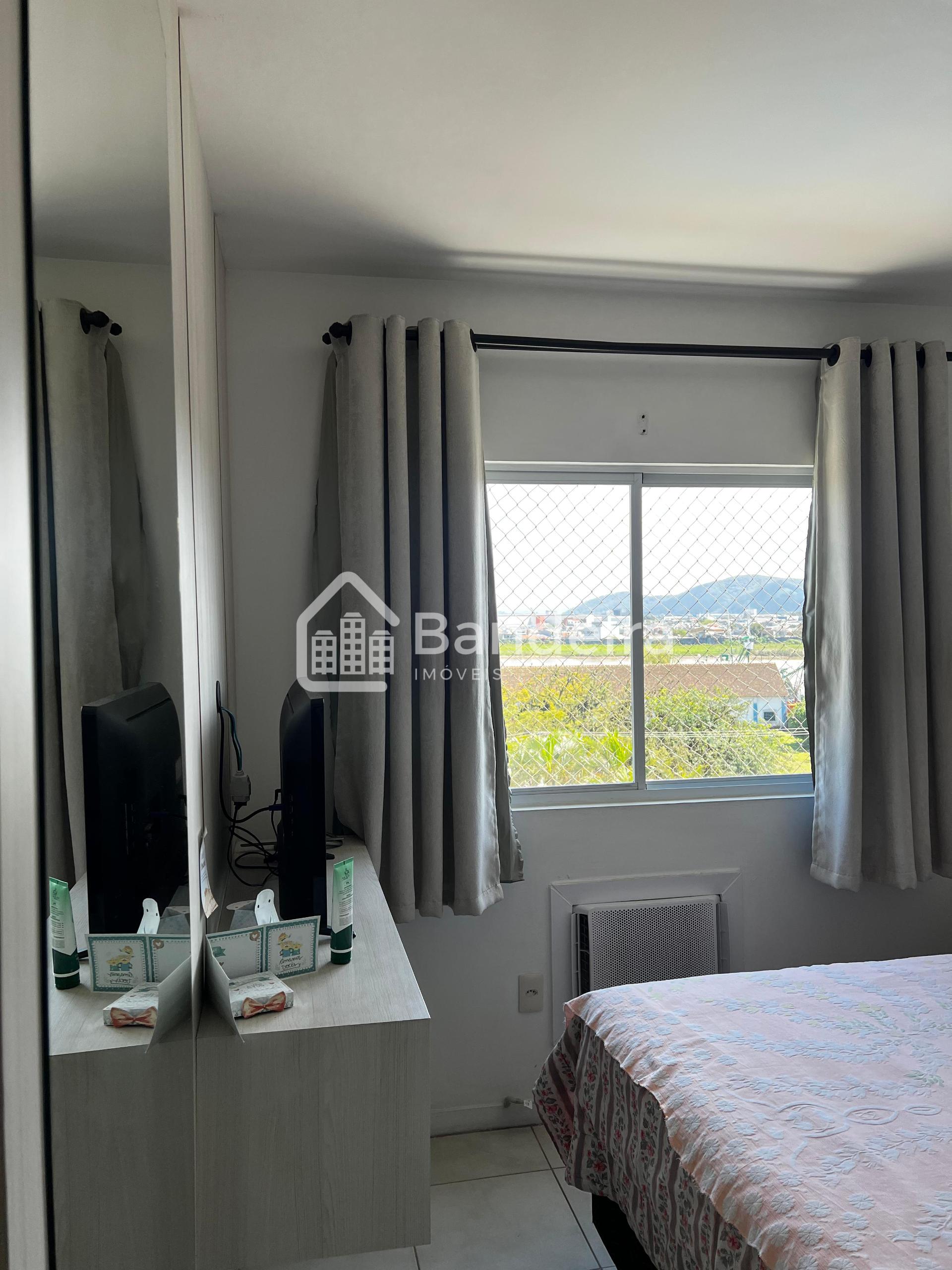 Apartamento para locação  Semi - mobiliado  home clube completo