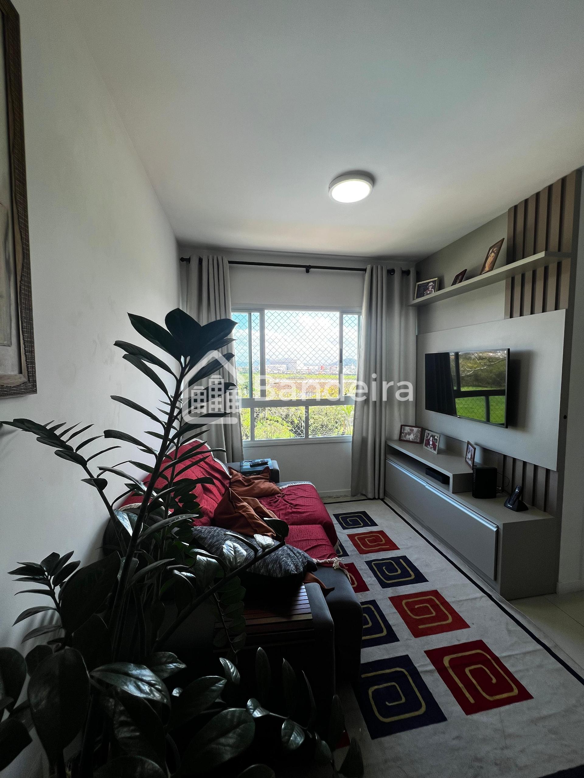 Apartamento para locação  Semi - mobiliado  home clube completo