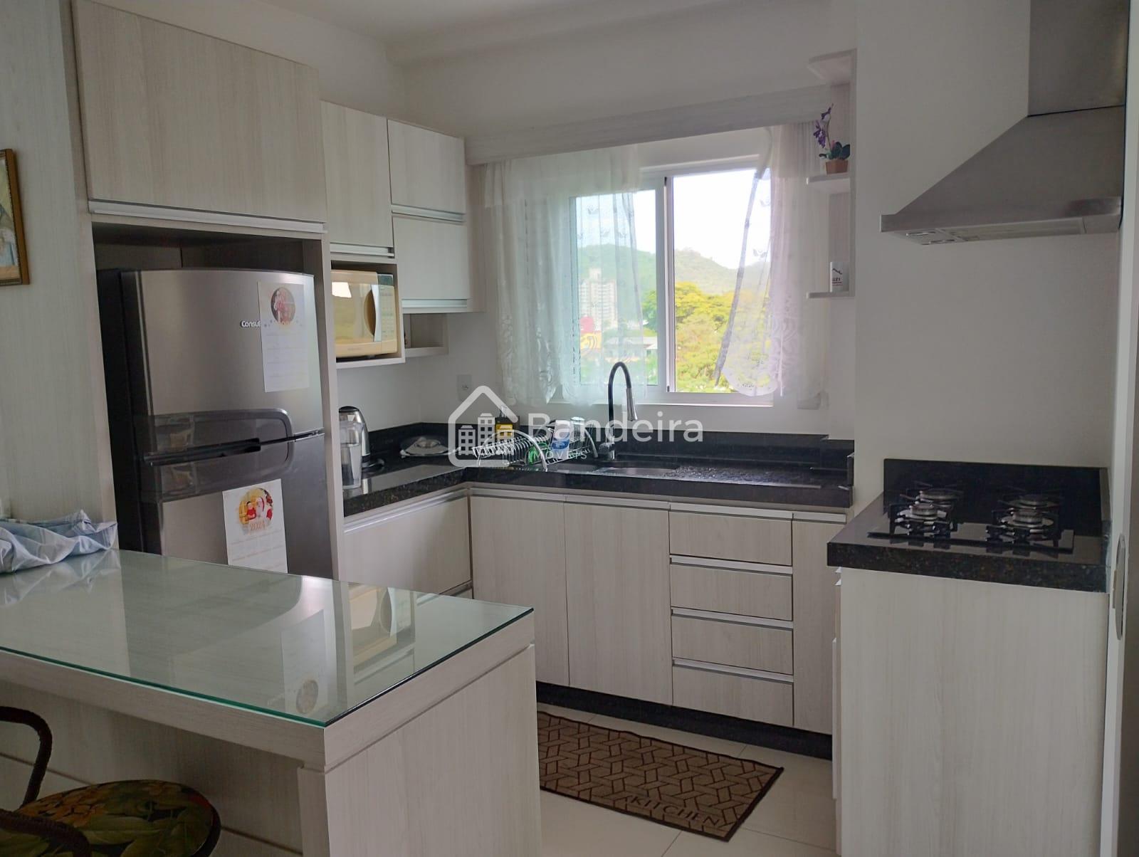 Apartamento 2 dormitórios com suíte para locação,86.00 m , Faz...