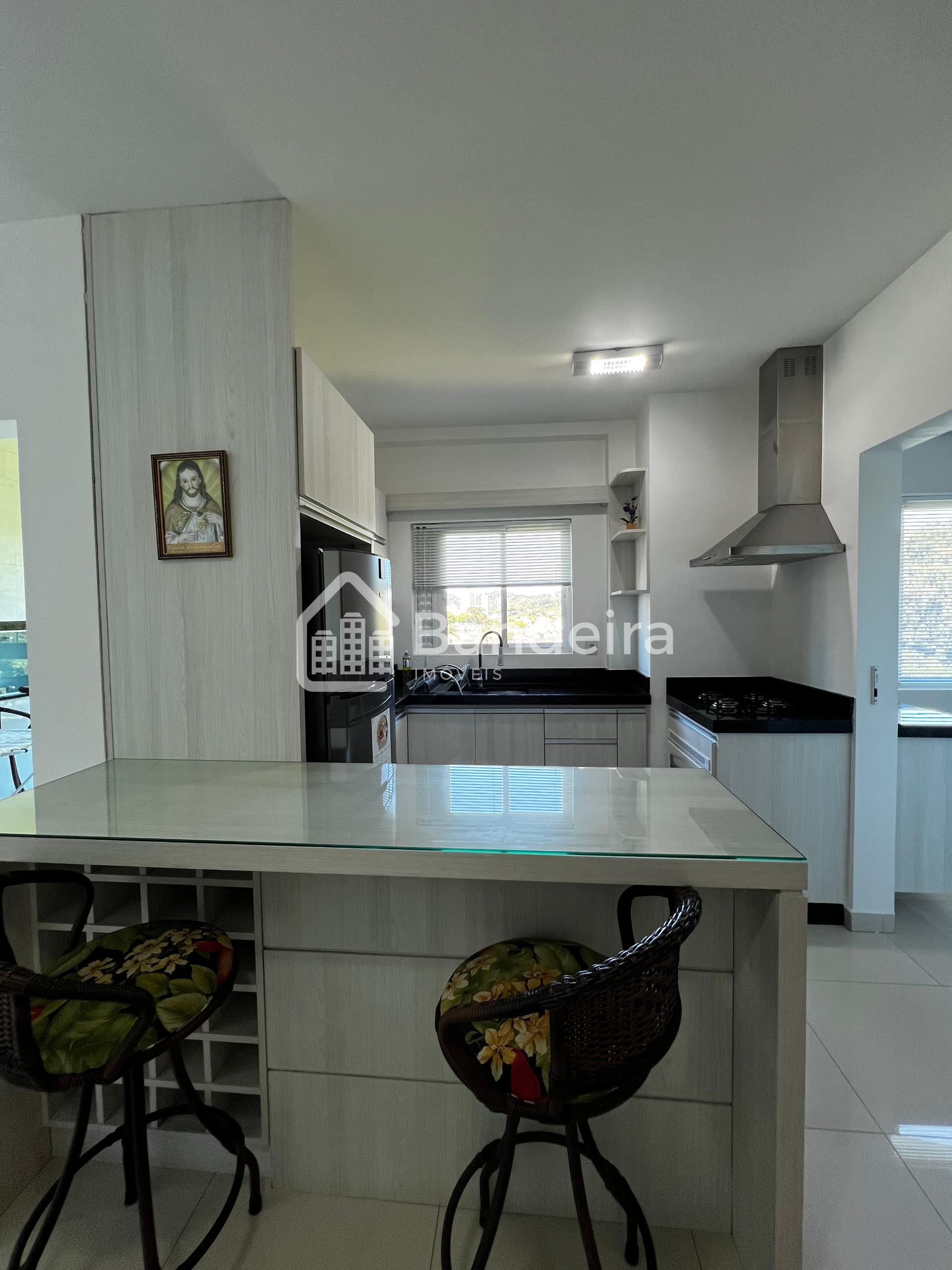Apartamento 2 dormitórios com suíte para locação,86.00 m , Faz...