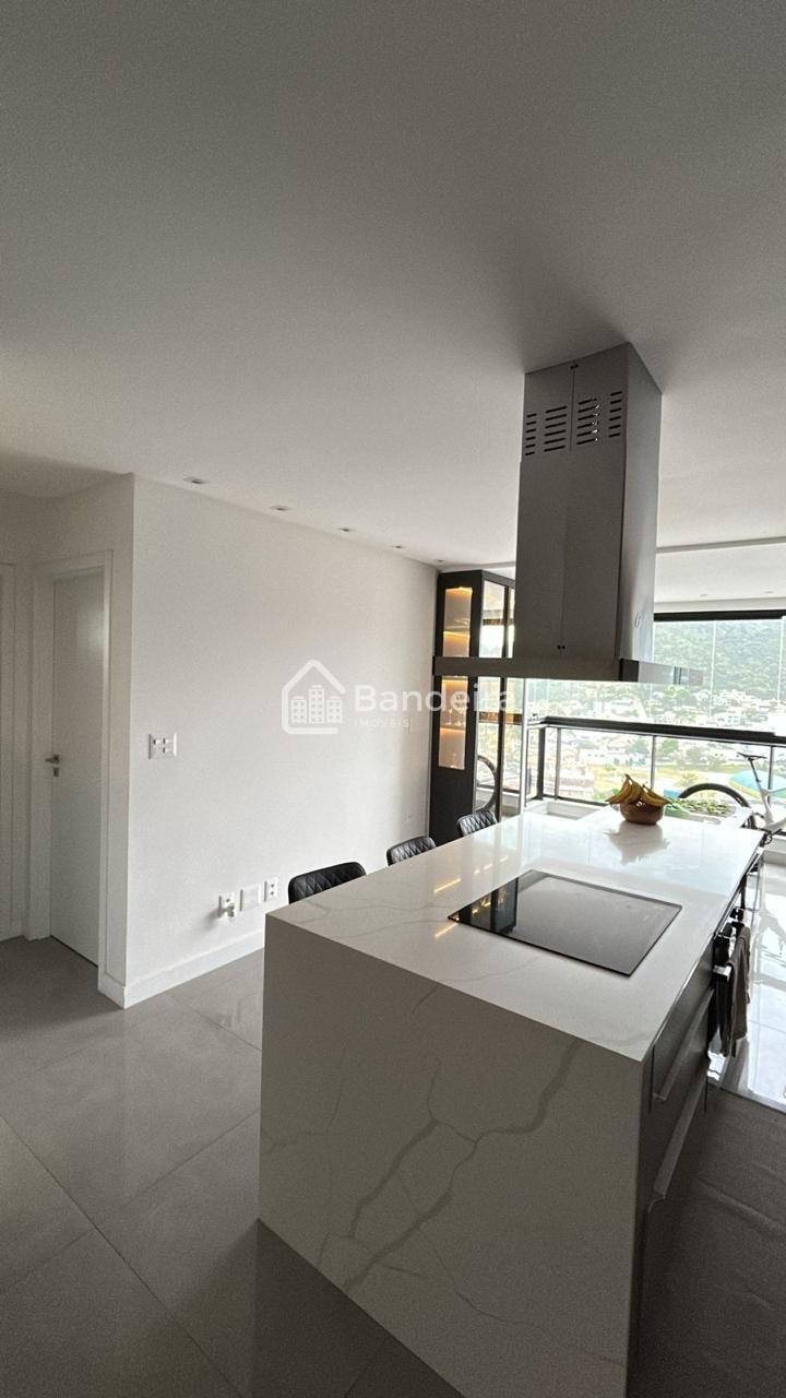 Apartamento mobiliado  bairro fazenda, 1 suíte   1 quarto, ent...