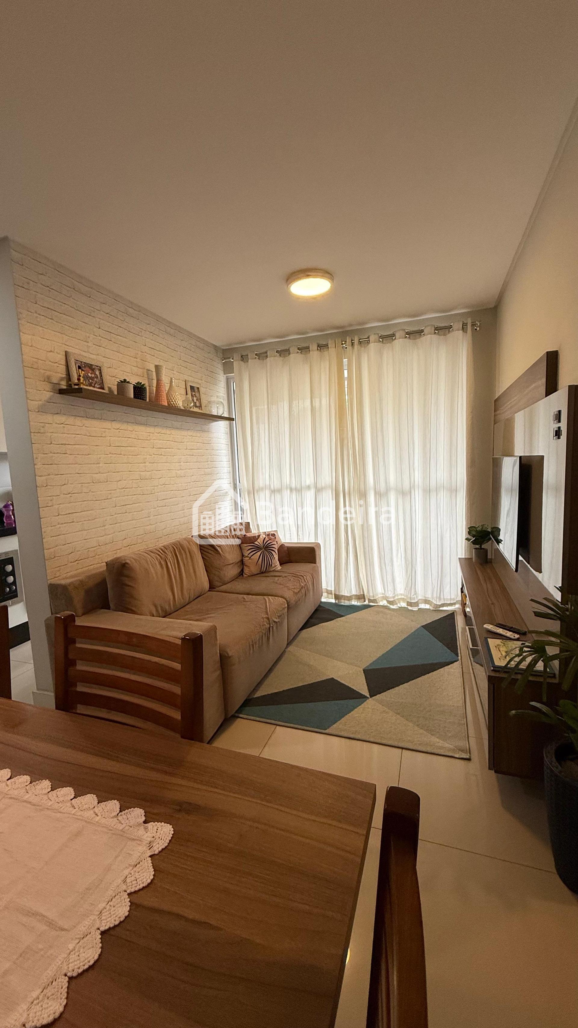 Apartamento à venda no bairro São João, semi mobiliado da cons...