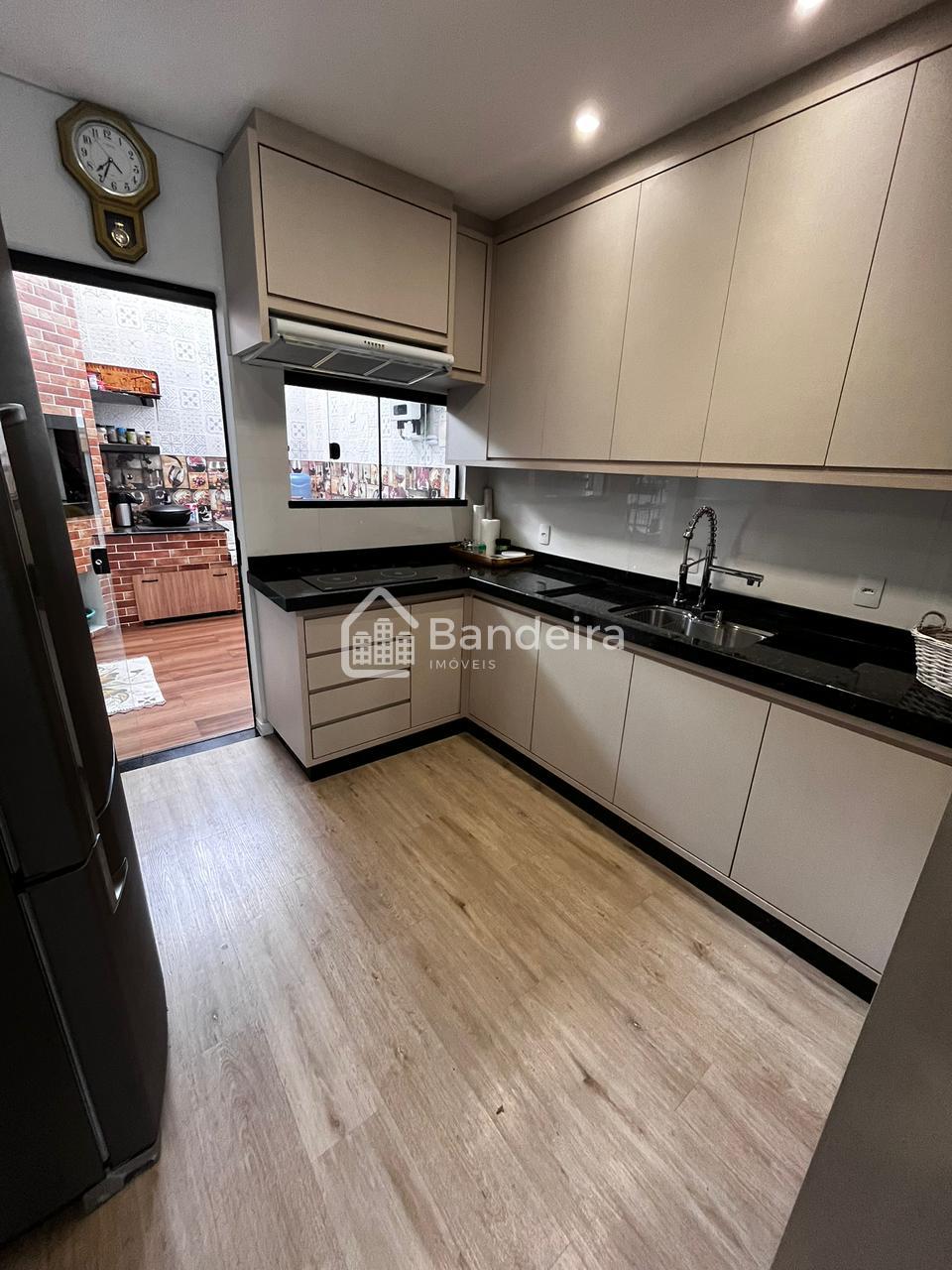 Sobrado novo e Semi - mobiliado são 120 metros com 4 quartos s...