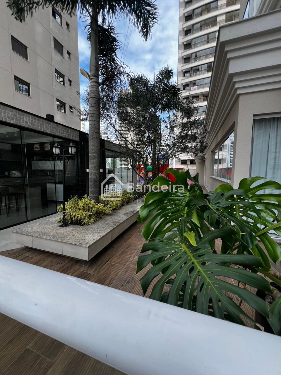 Locação anual Apartamento semi mobiliado no bairro Fazenda bei...