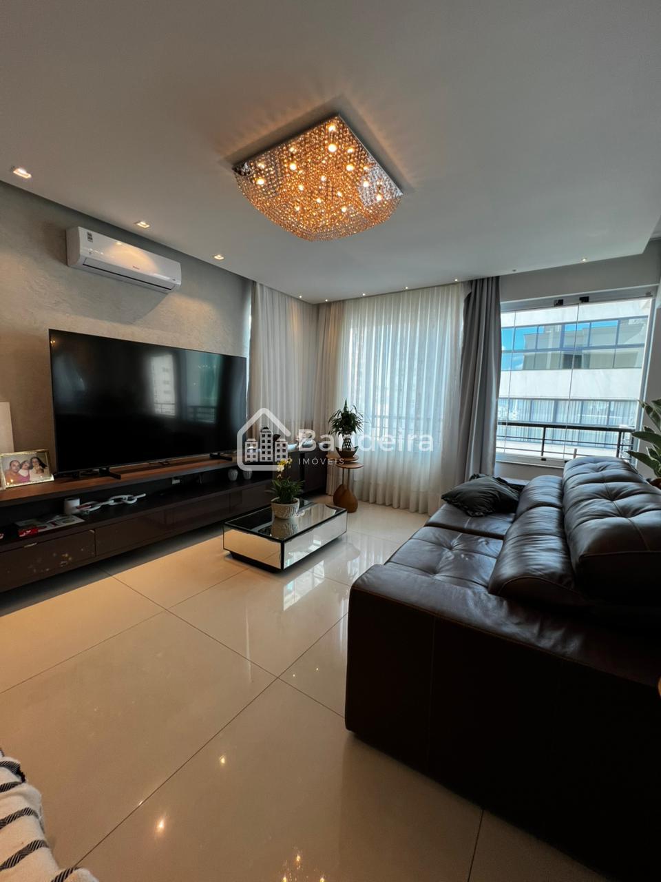 Apartamento à venda, Centro 4 suítes e 3 vagas BALNEARIO CAMBO...