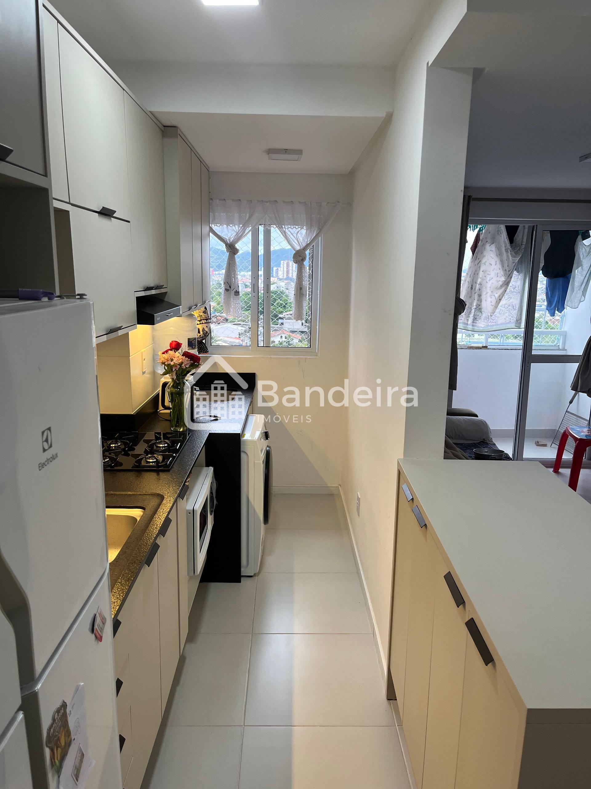 Apartamento á venda no bairro São Vicente com dois dormitório,...