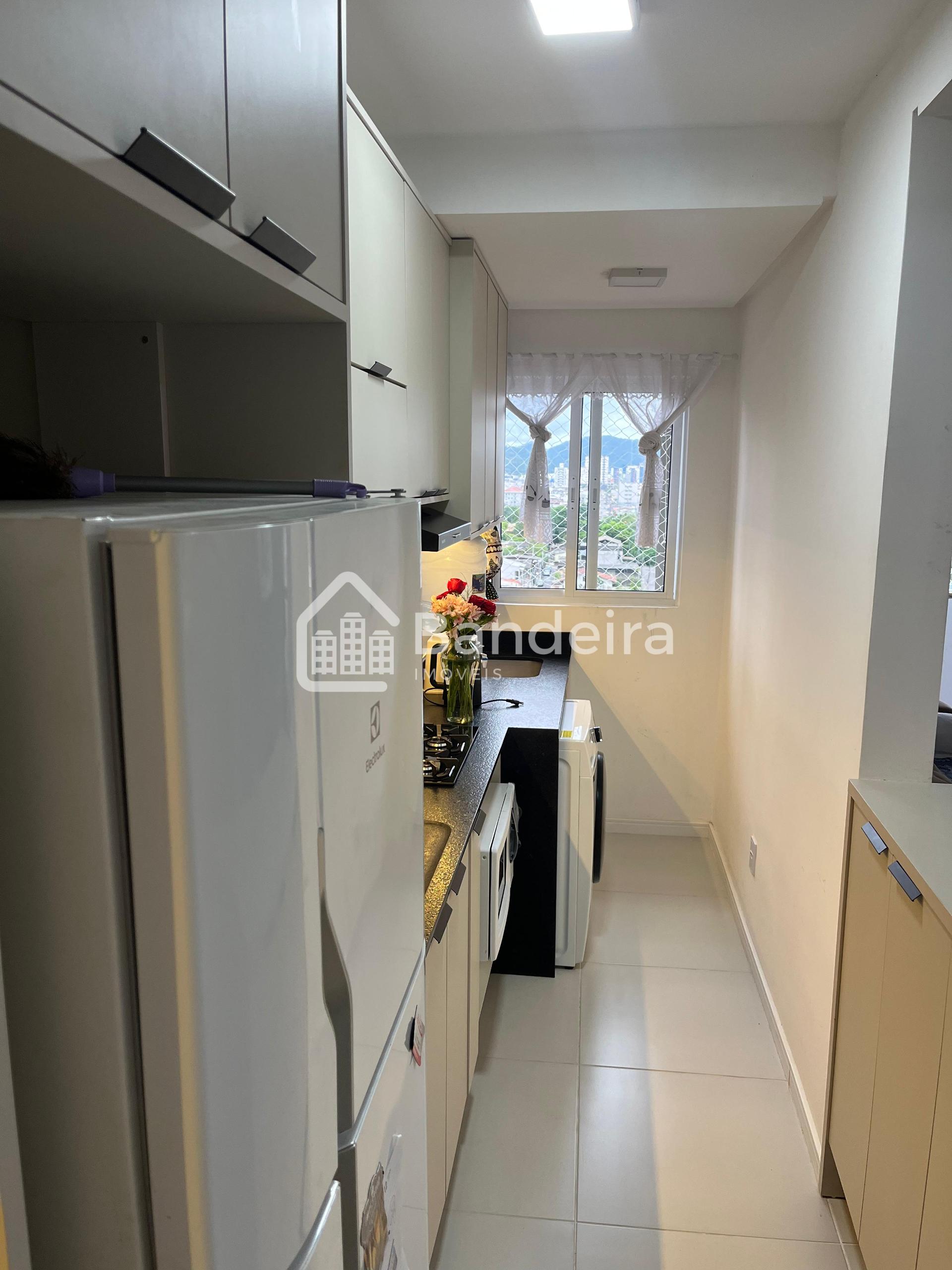 Apartamento á venda no bairro São Vicente com dois dormitório,...