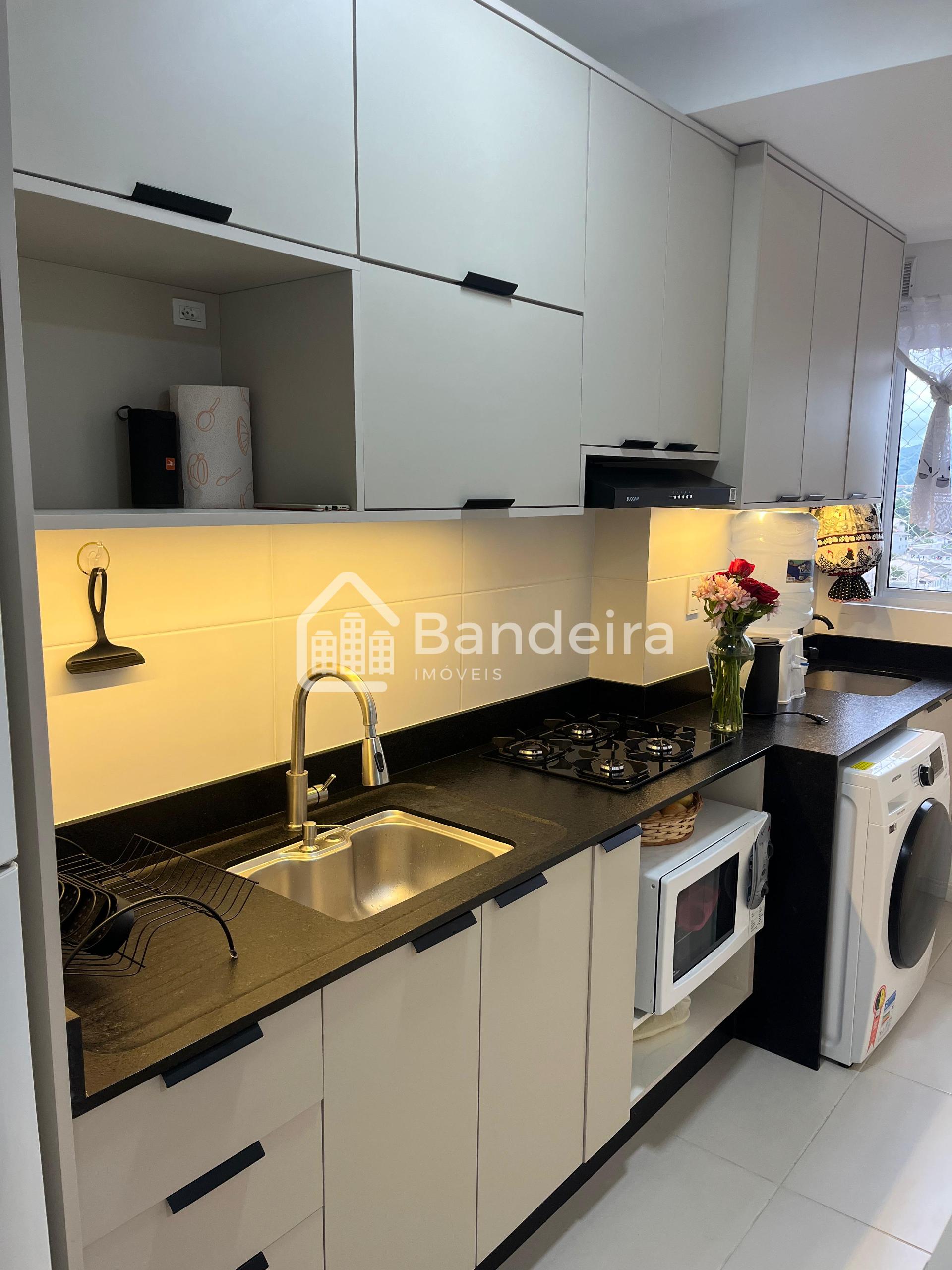 Apartamento á venda no bairro São Vicente com dois dormitório,...