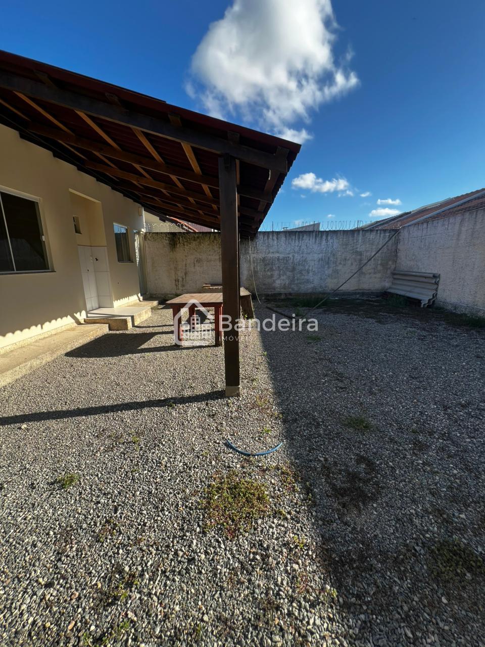 Ampla casa, com terreno de 200m um dos seus diferencias Santa ...