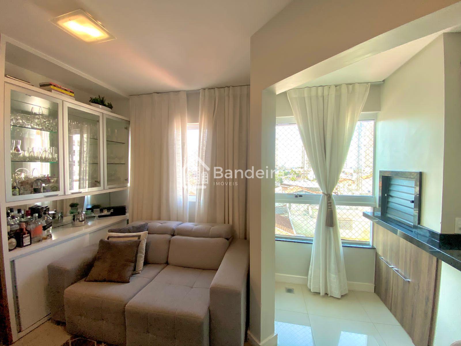 Apartamento mobiliado no bairro Fazenda, localização privilegi...