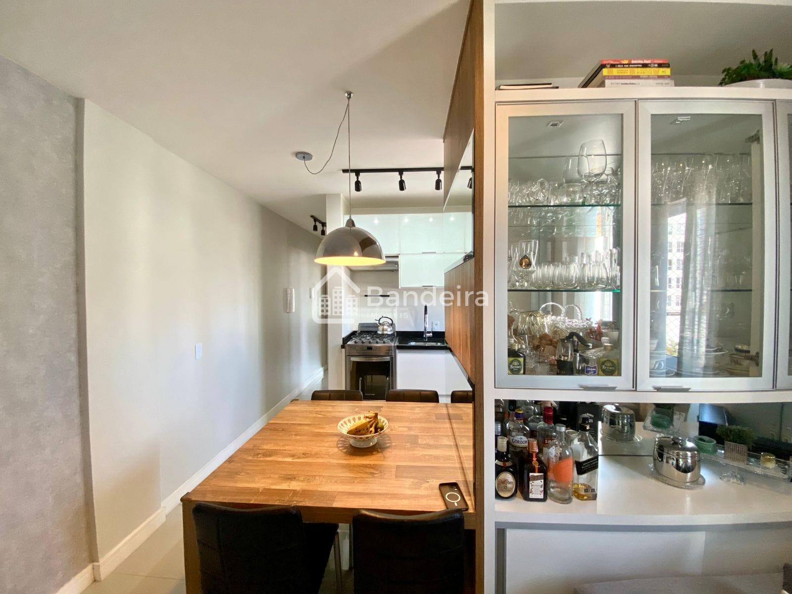 Apartamento mobiliado no bairro Fazenda, localização privilegi...