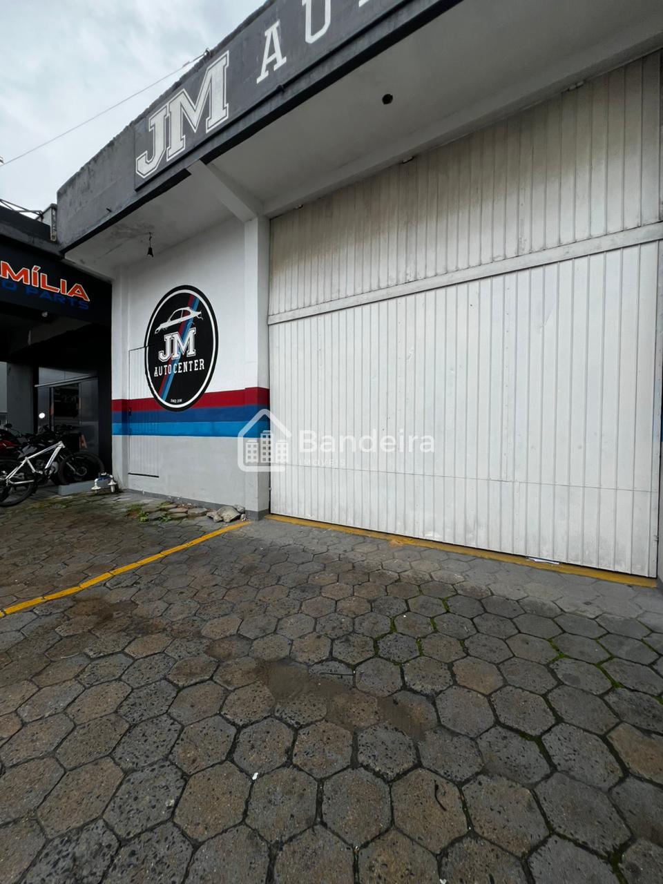 Galpão com 250m para locação, bem localizado São Vicente, ITAJ...