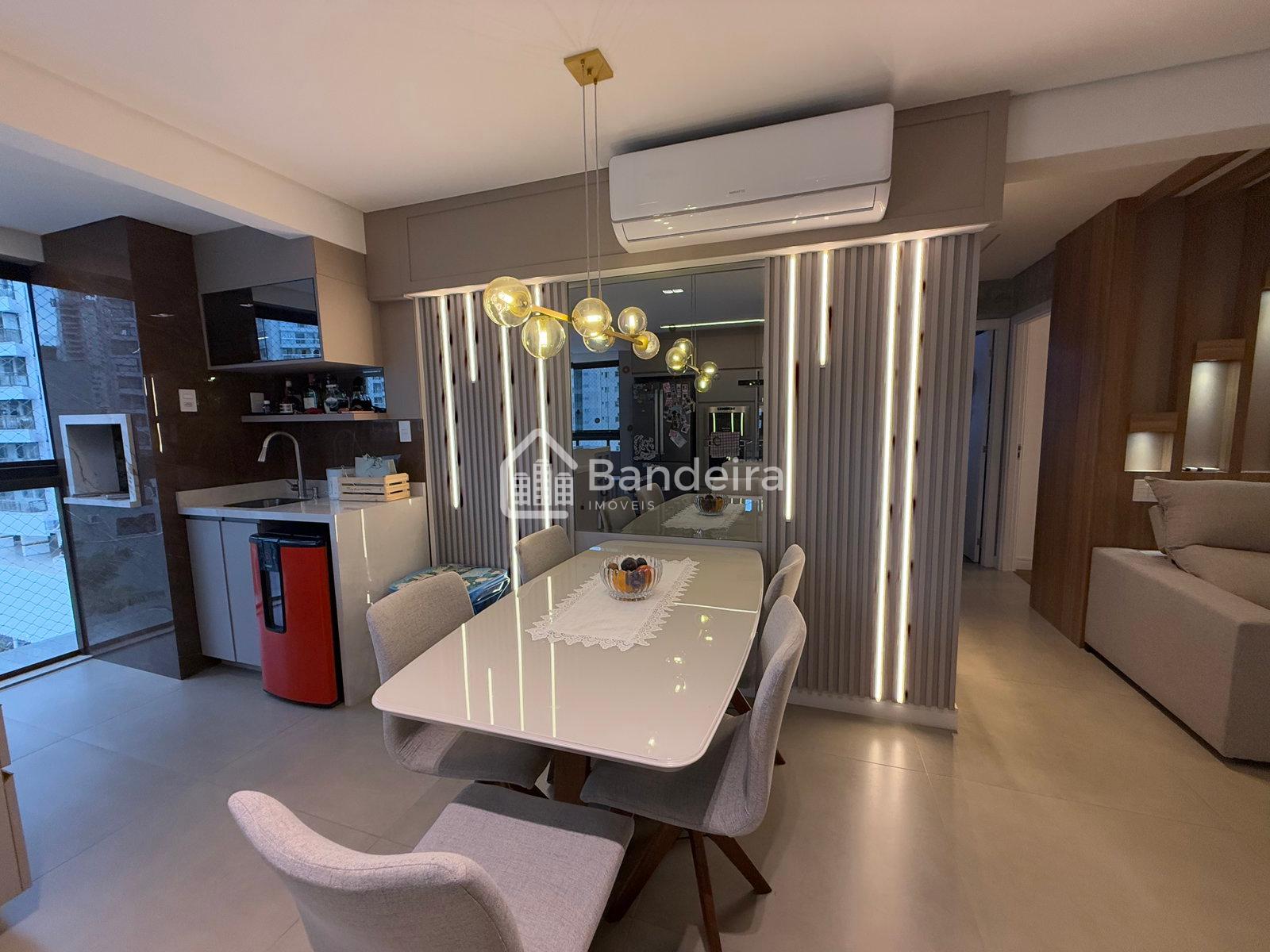Apartamento com 101m três domitorios à venda, proximo a beira rio