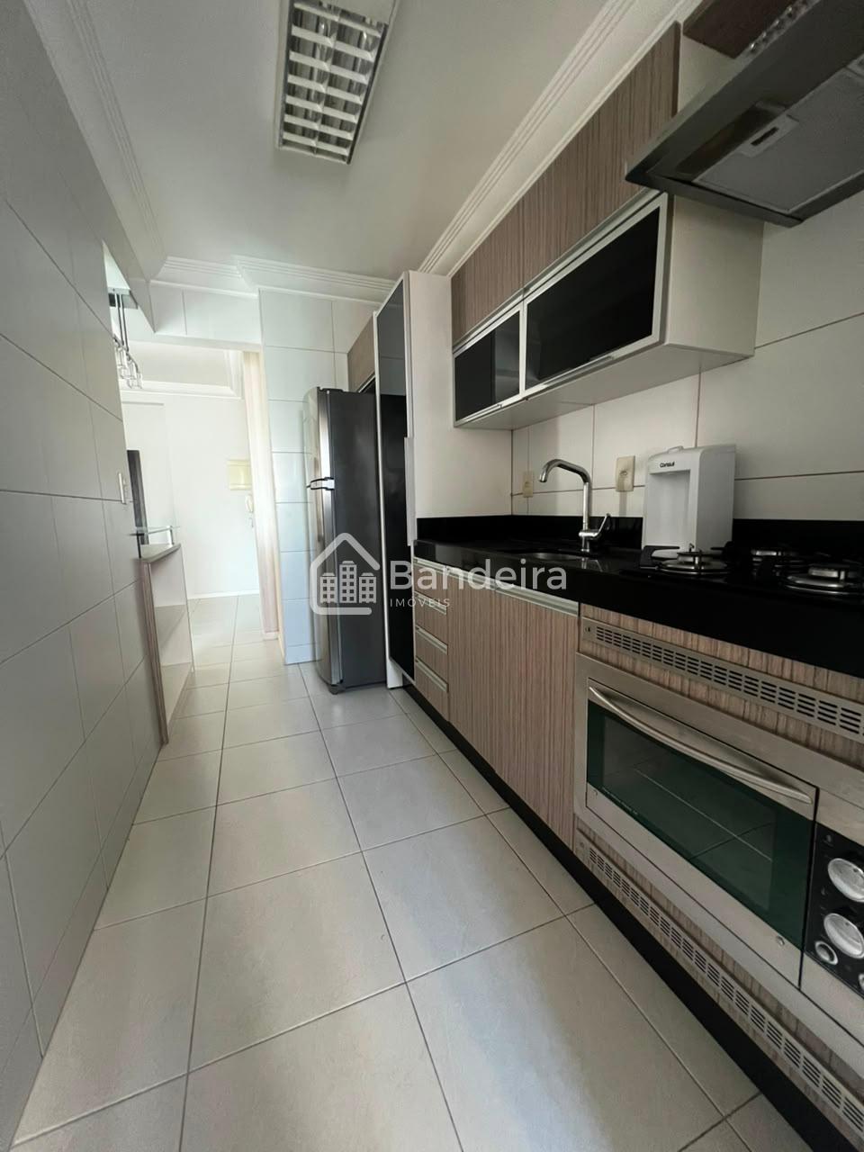 Locação anual, MOBILIADO Apartamento no Bairro centro de Itajaí
