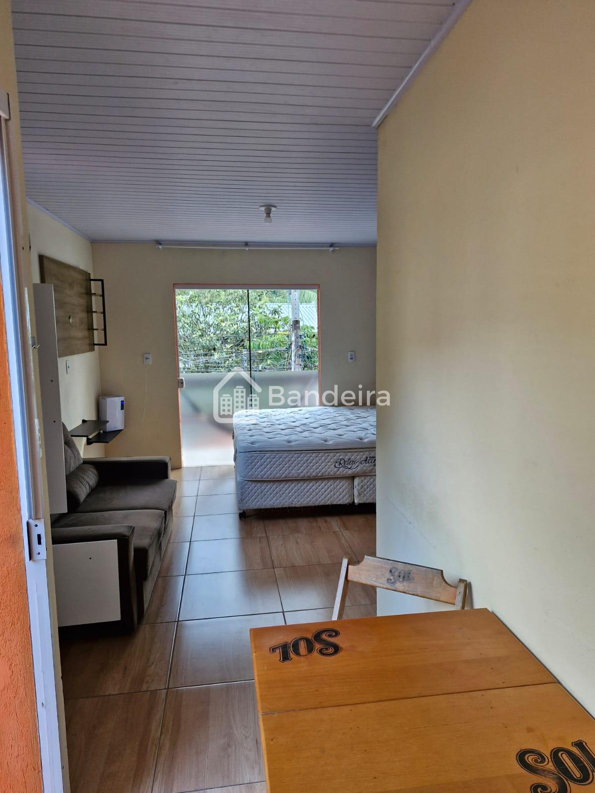 Bairro fazenda, kitinete mobliada, proximo ao giassi e caminho...