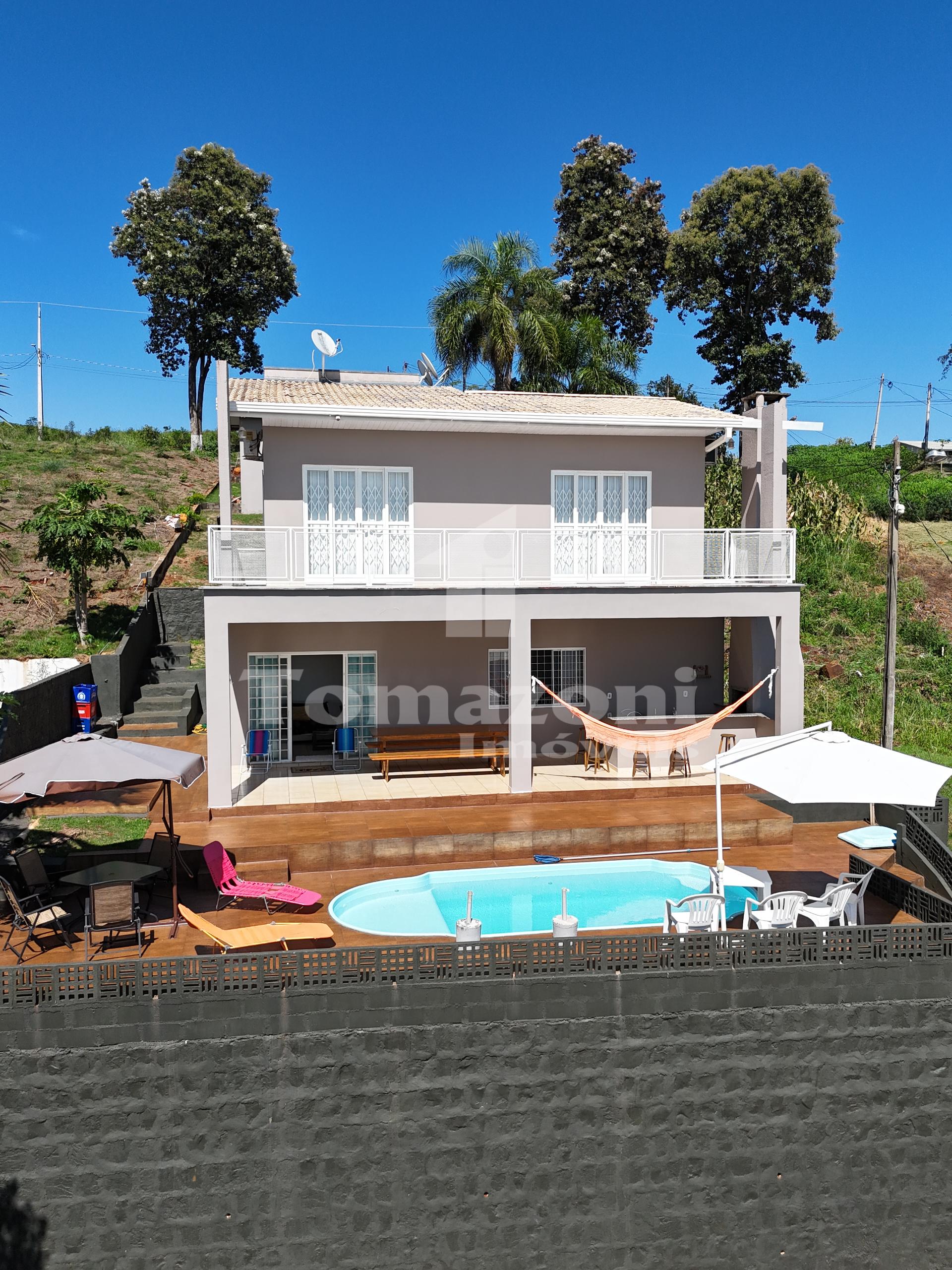 Seu Refgio Familiar  Casa com Vista Deslumbrante