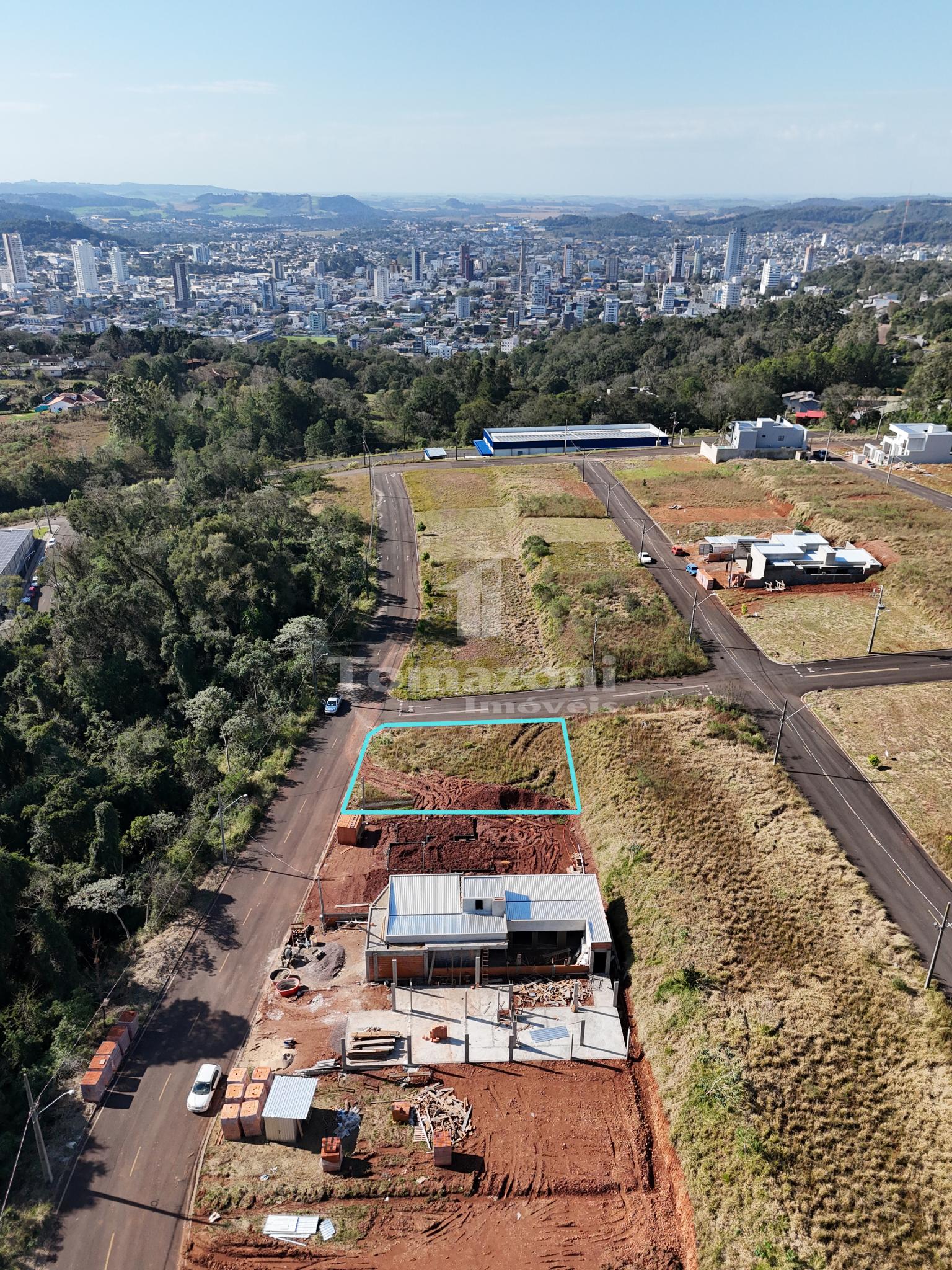 Terreno de esquina à venda no loteamento Alto Alegre