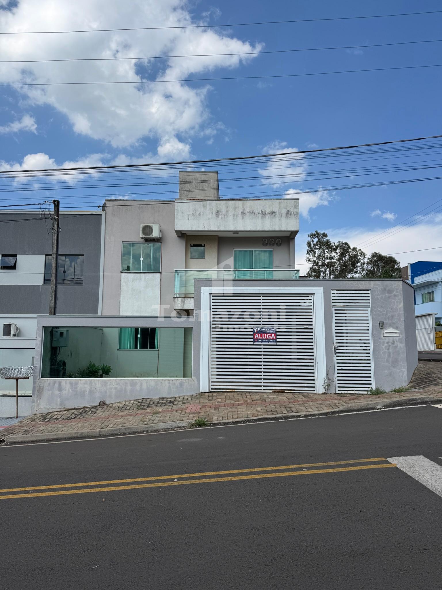 SOBRADO - RUA VIDEIRA N?330