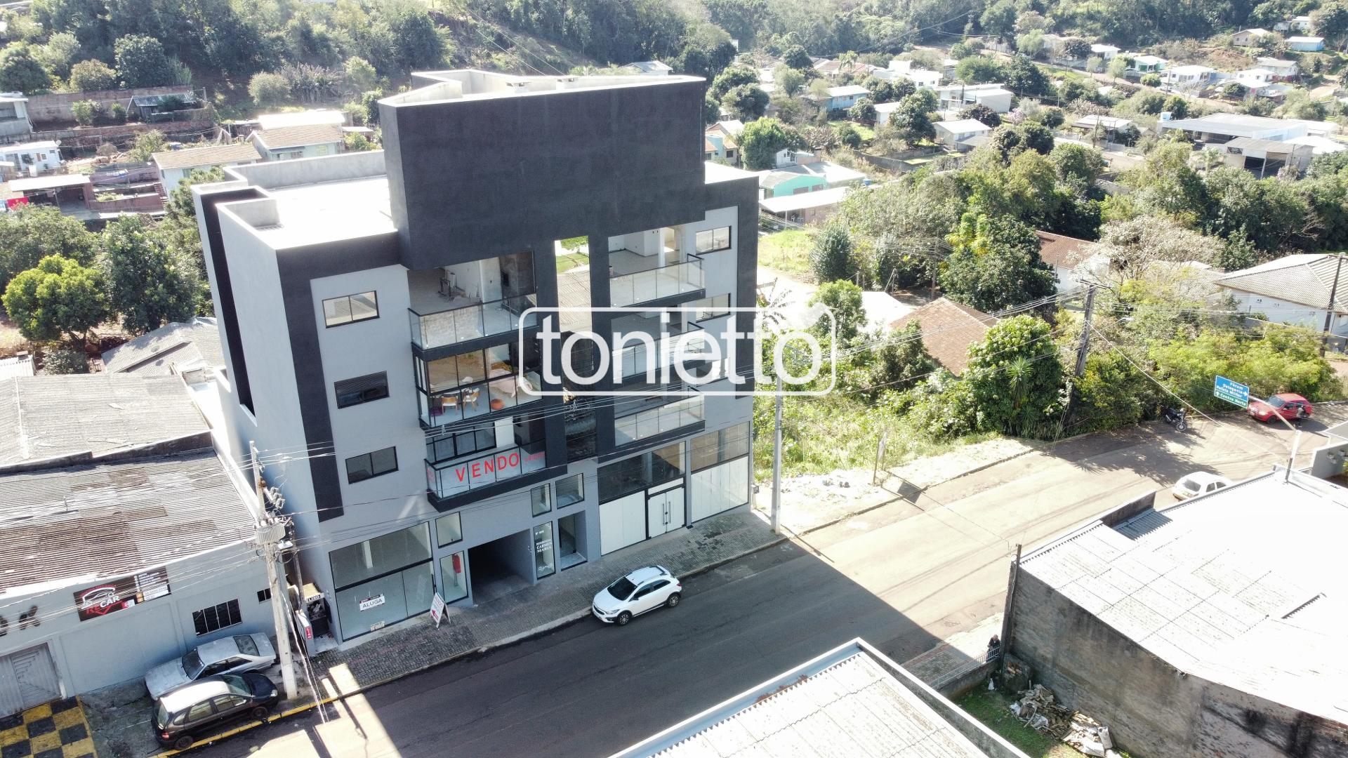 APARTAMENTO DE ALTO PADRÃO  À VENDA - CENTRO NORTE -  DOIS VIZ...