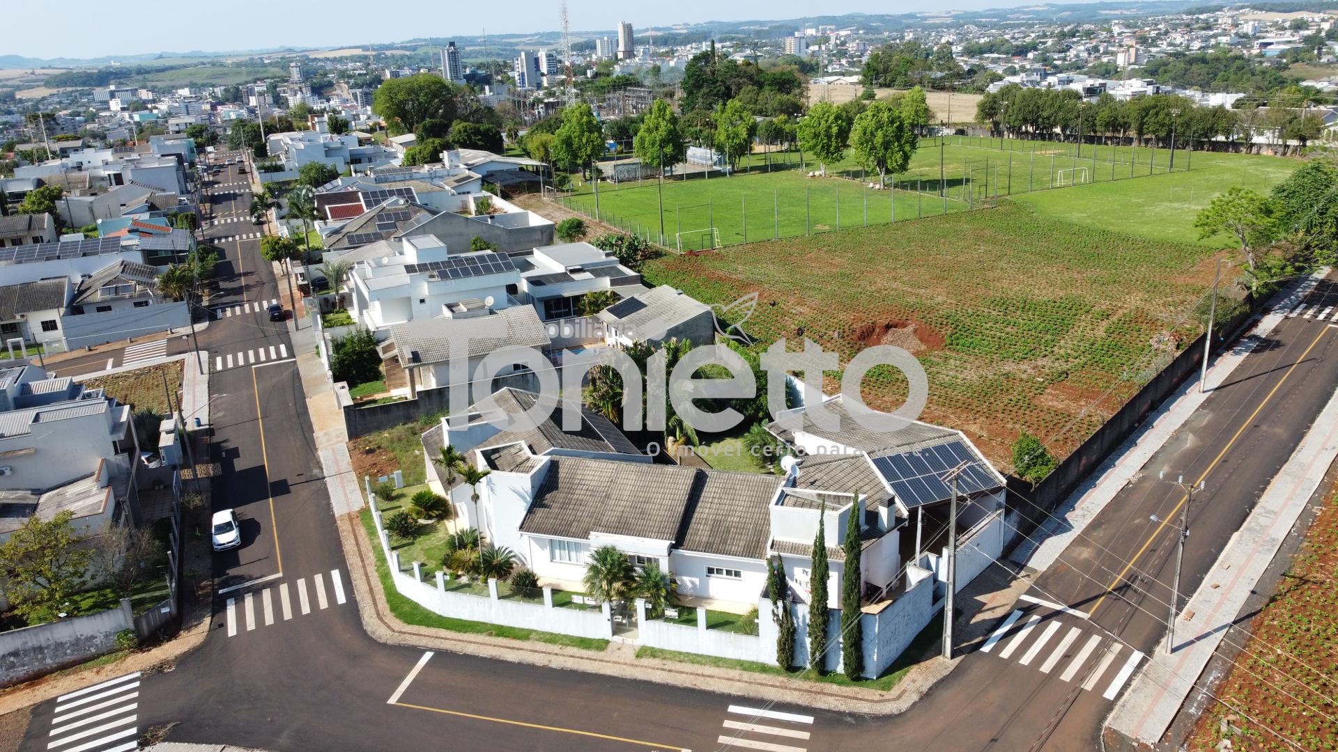 CA S A - BAIRRO DA LUZ - DOIS VIZINHOS - PR