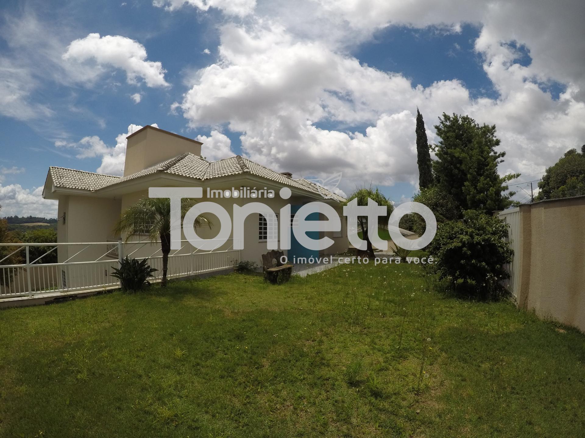 CASA - CENTRO SUL - DOIS VIZINHOS - PR