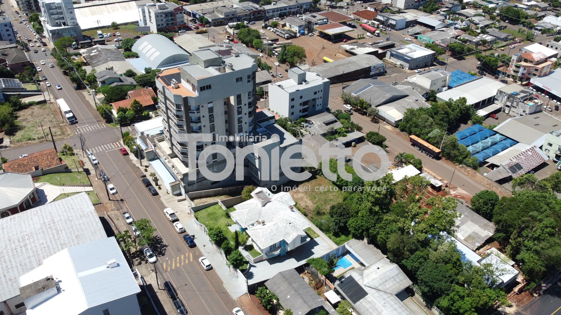 CASA - CENTRO SUL - DOIS VIZINHOS - PR