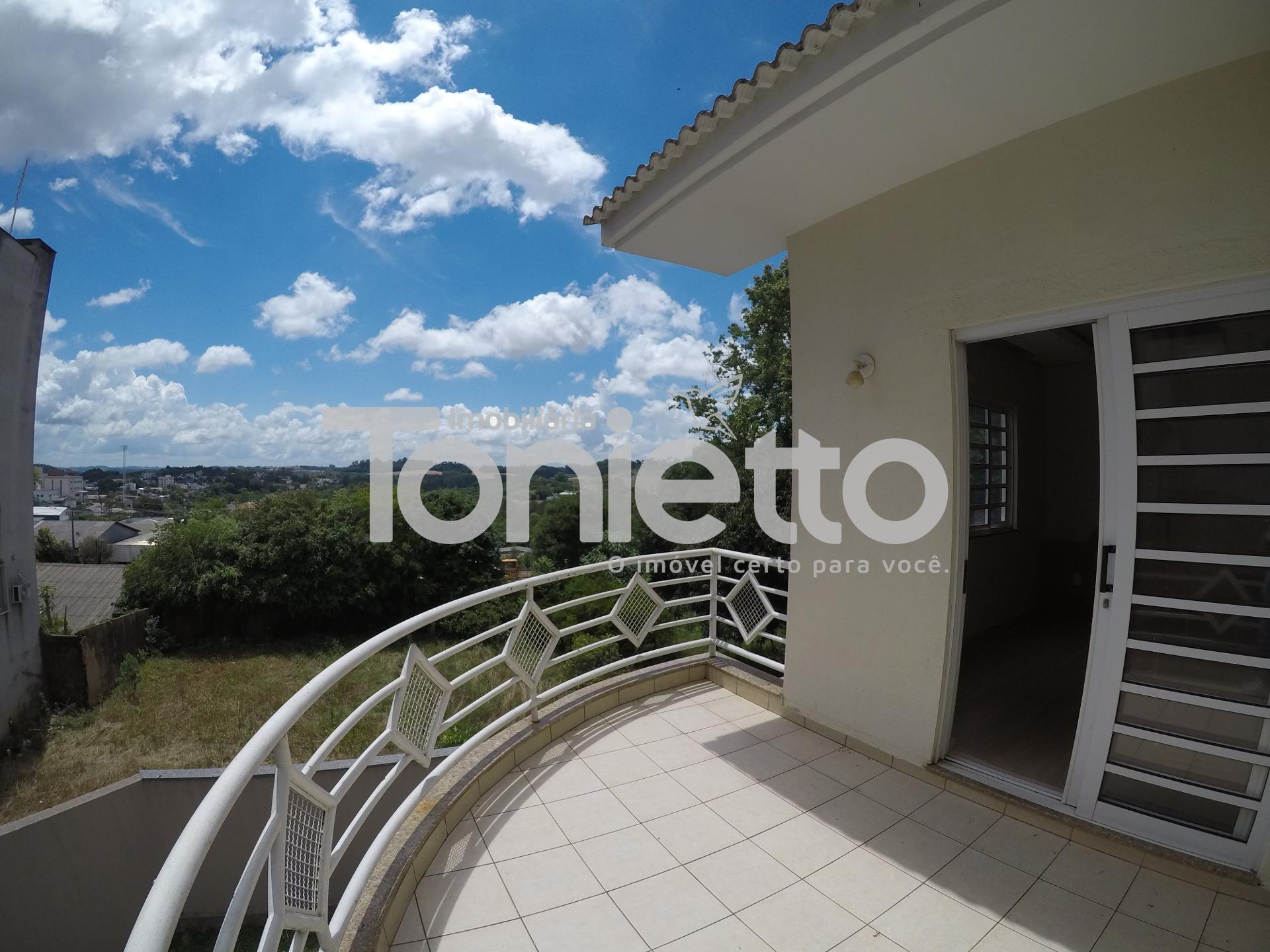 CASA - CENTRO SUL - DOIS VIZINHOS - PR