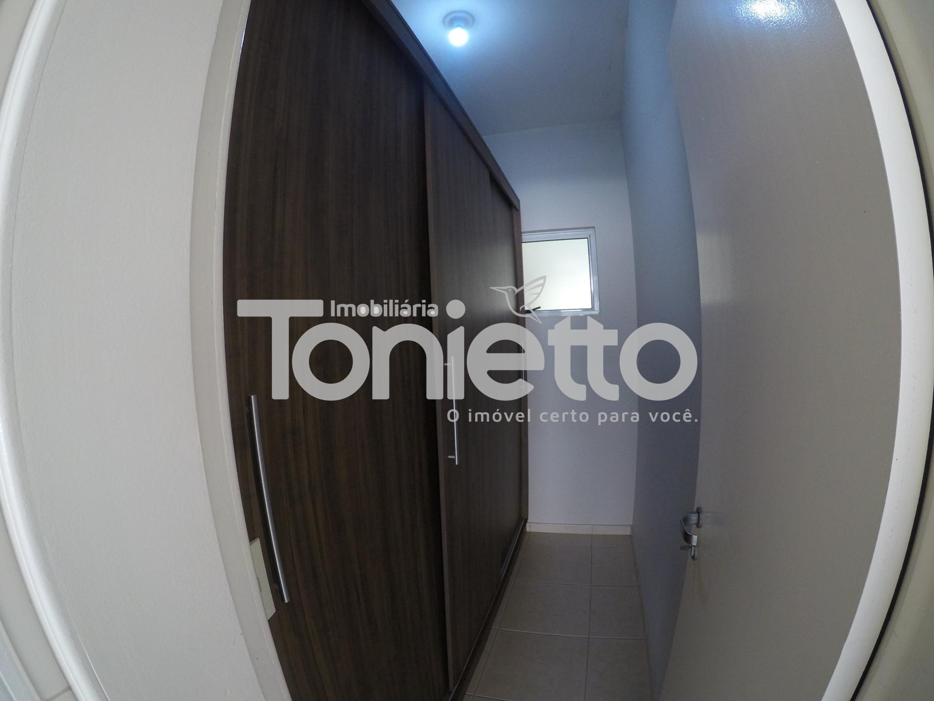 CASA - CENTRO SUL - DOIS VIZINHOS - PR