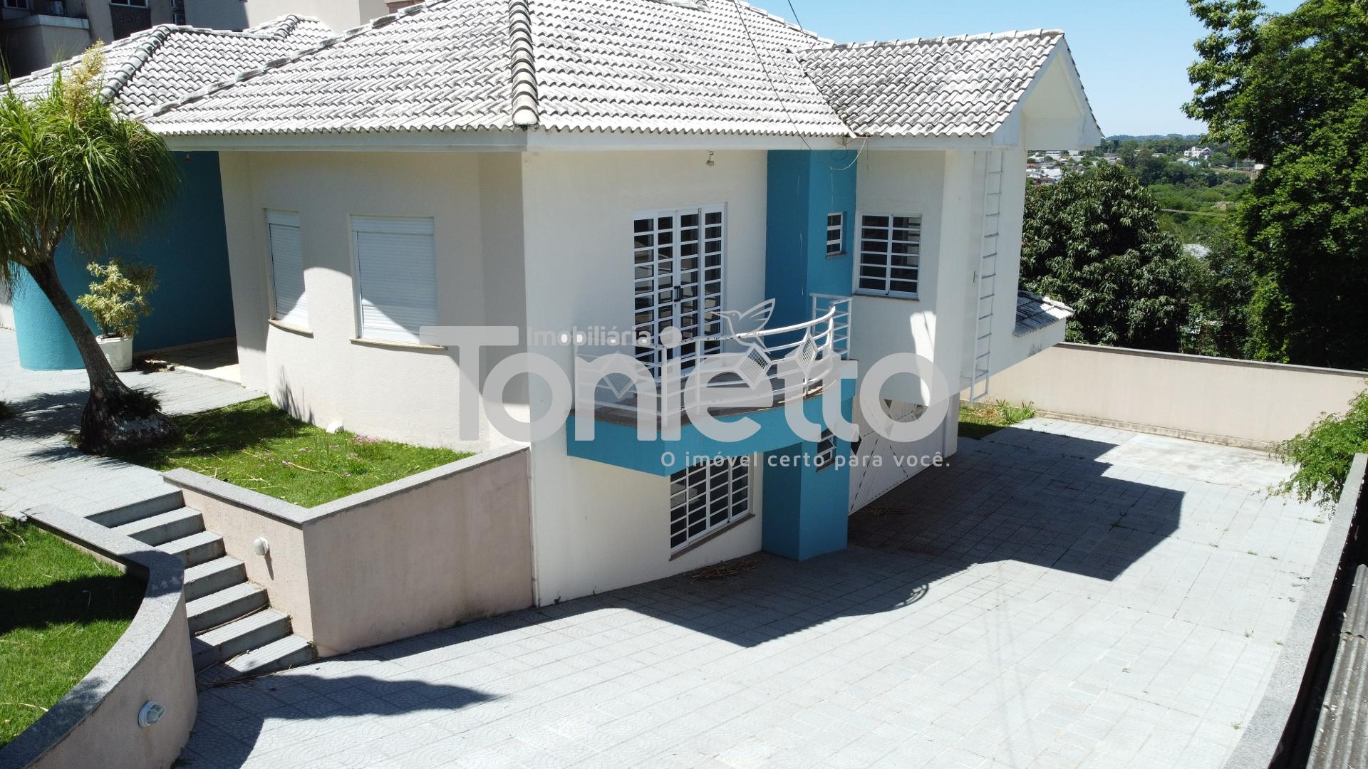 CASA - CENTRO SUL - DOIS VIZINHOS - PR