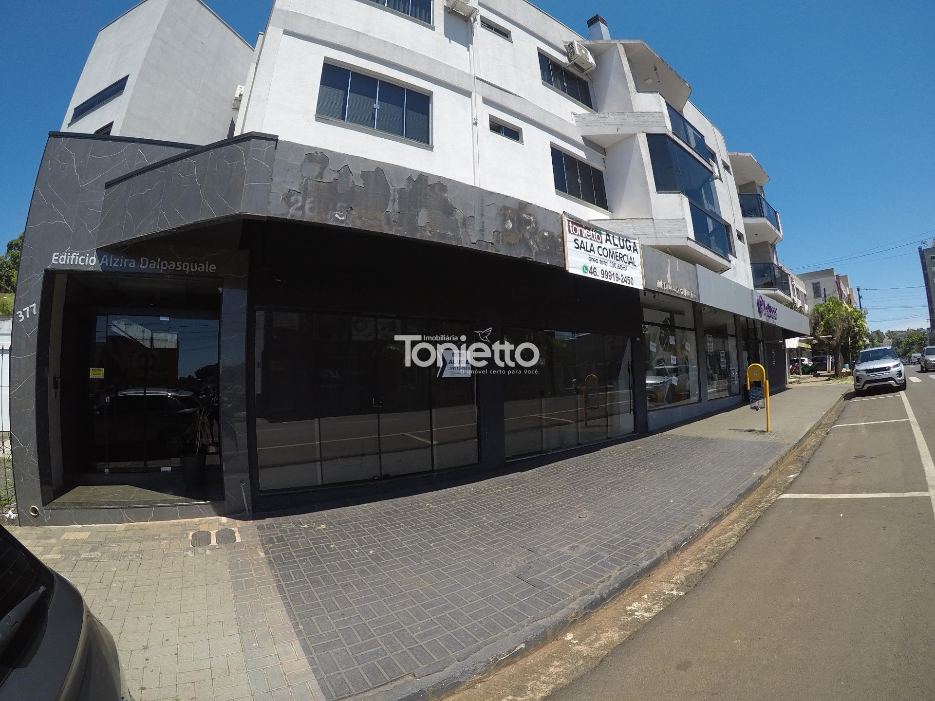 SALA COMERCIAL - CENTRO -  DOIS VIZINHOS - PR