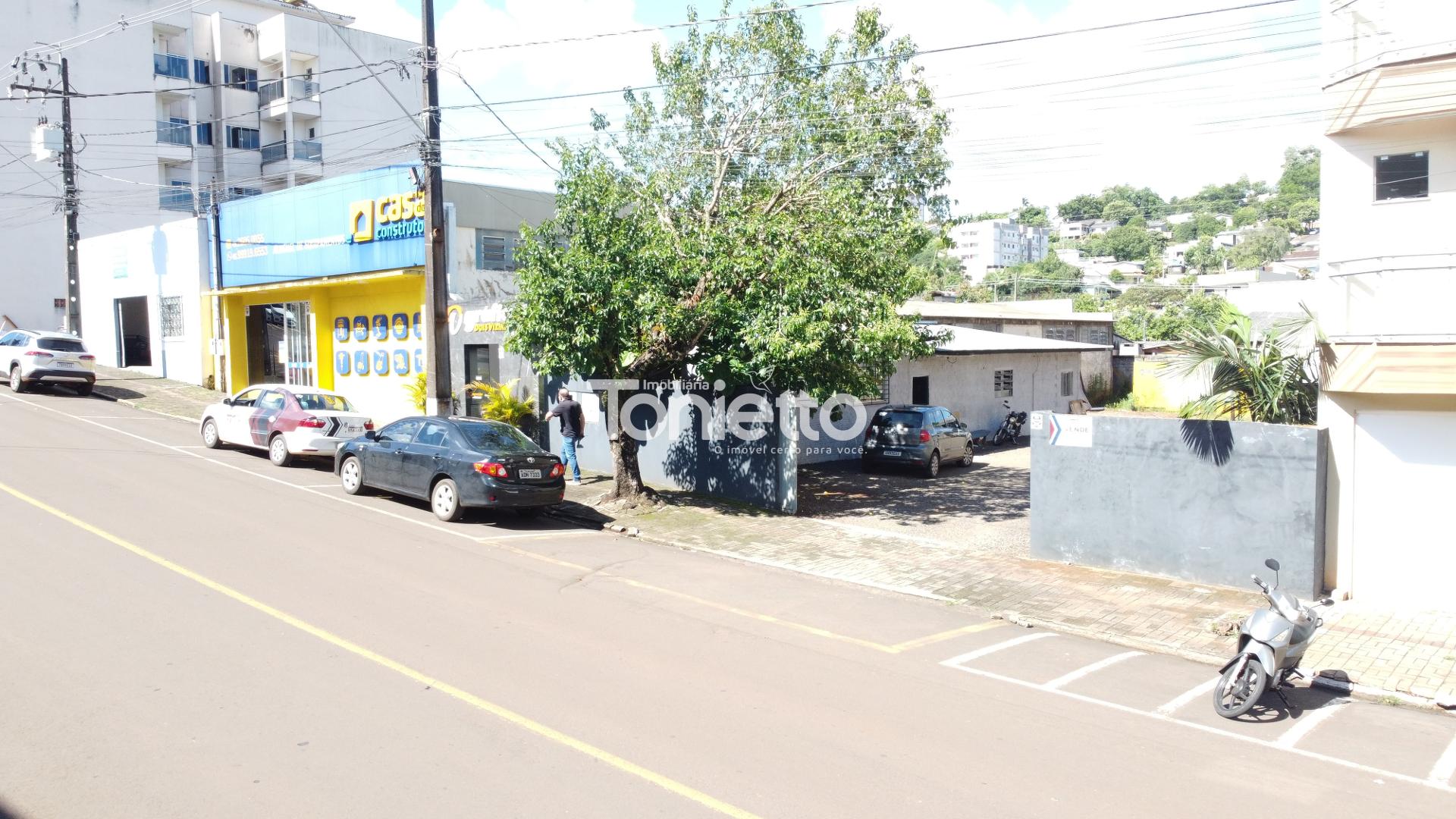 TERRENO - CENTRO NORTE - DOIS VIZINHOS - PR