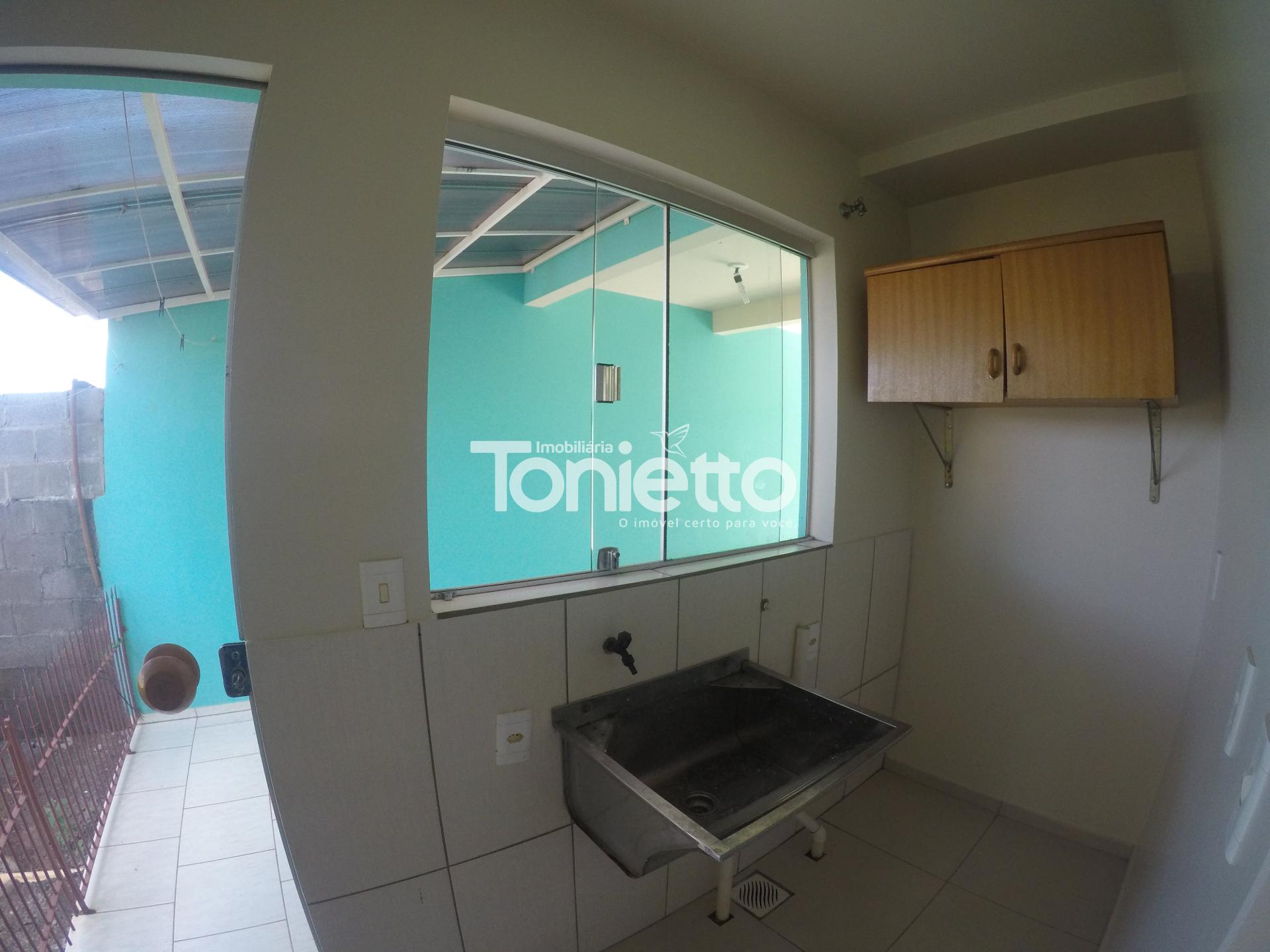 SOBRADO - BAIRRO DAS TORRES - DOIS VIZINHOS - PR